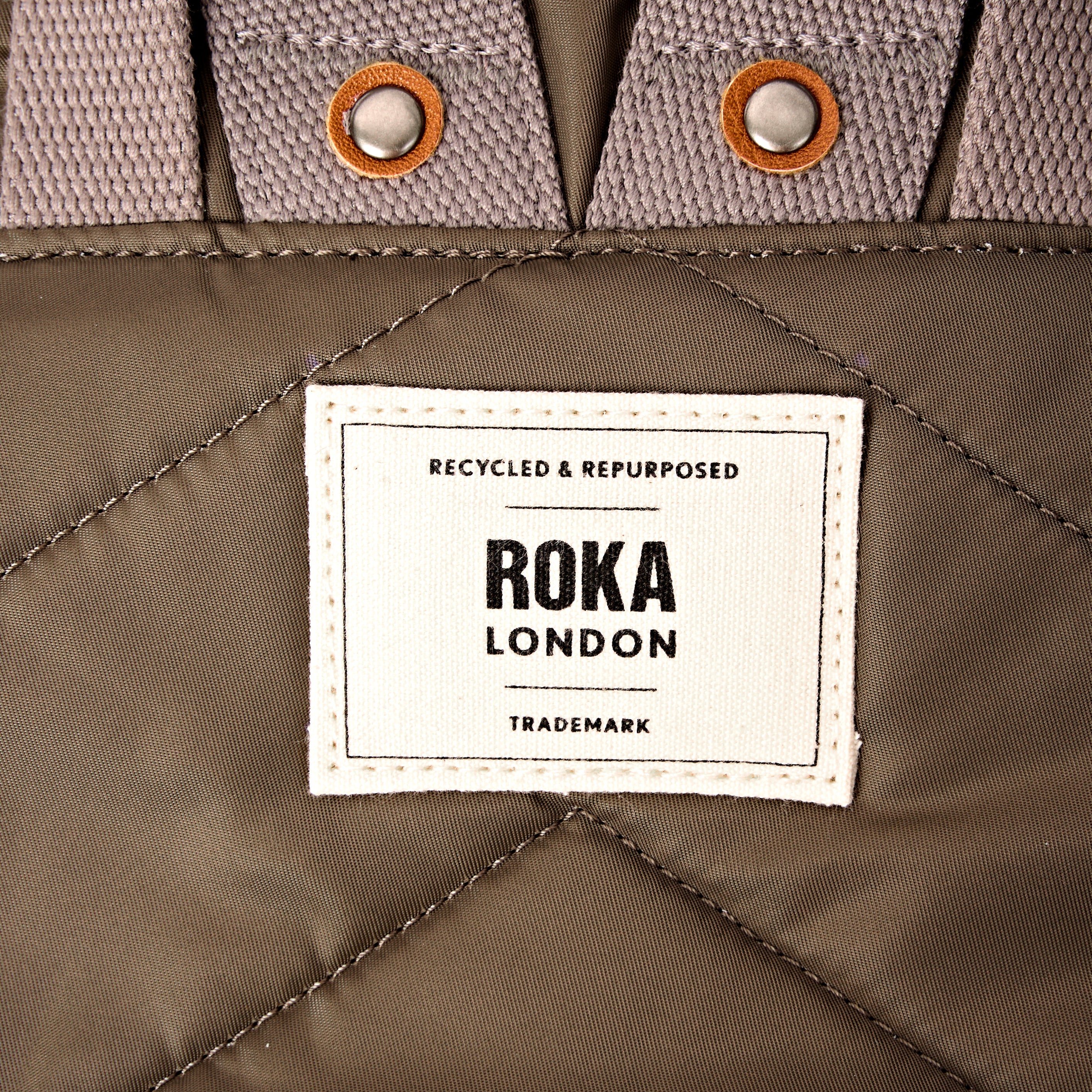 ROKA London - Bantry S ryggsäck #Färg_Army