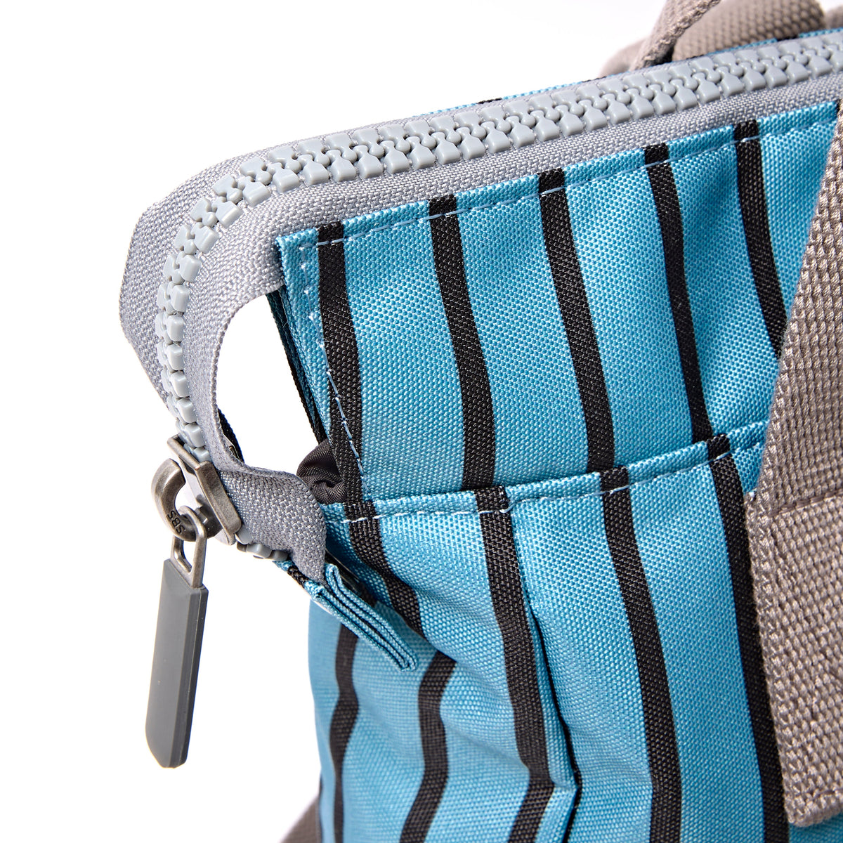 ROKA London - Bantry S ryggsäck #Färg_Blue_Stripe