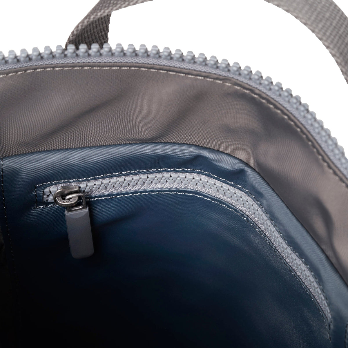 ROKA London - Bantry S ryggsäck #Färg_Grey_Tonal