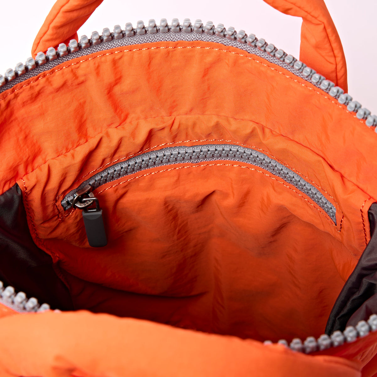 ROKA London - Bantry XS XS-ryggsäck #Färg_Retro_Tangerine