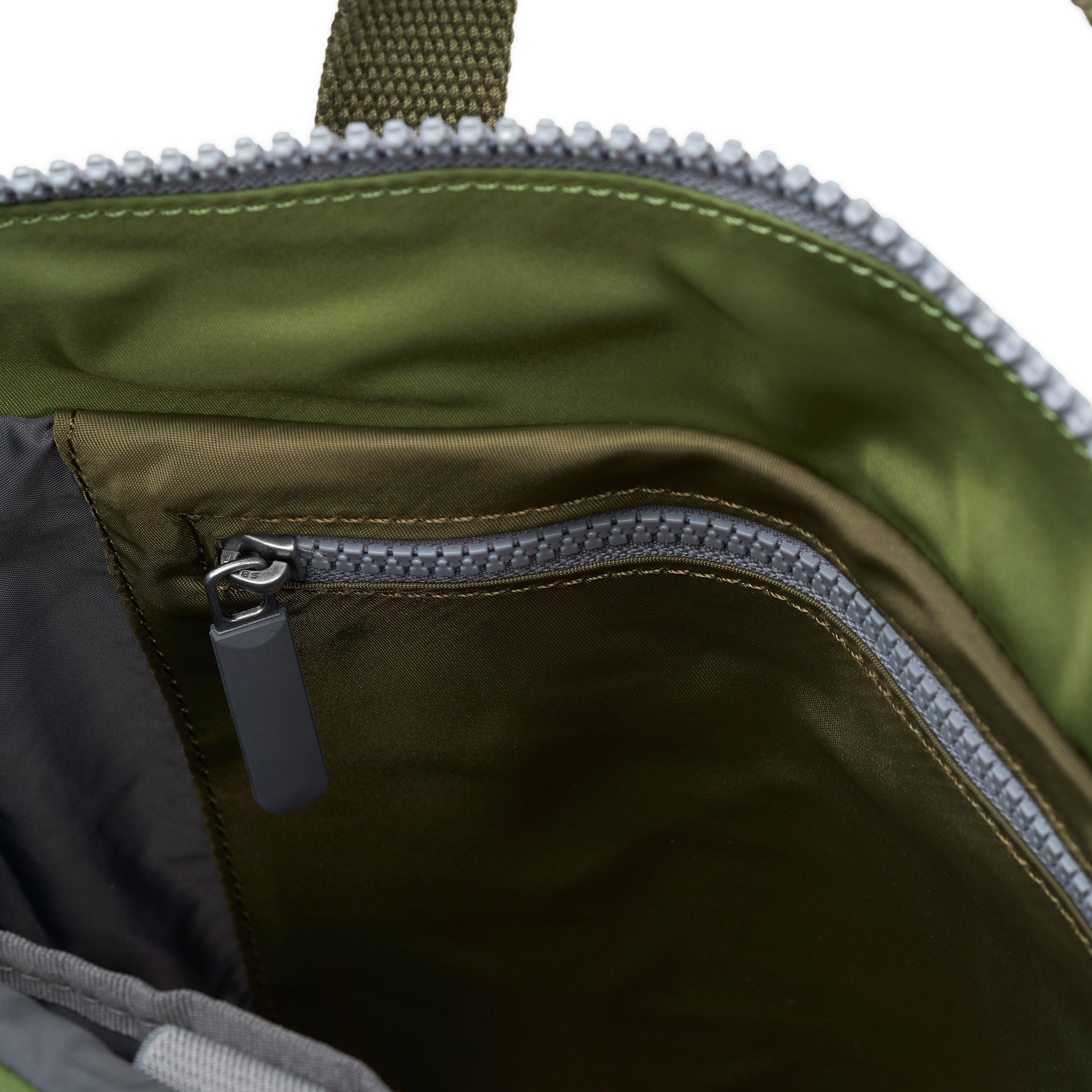 ROKA London - Bantry S ryggsäck #Färg_Military_Tonal
