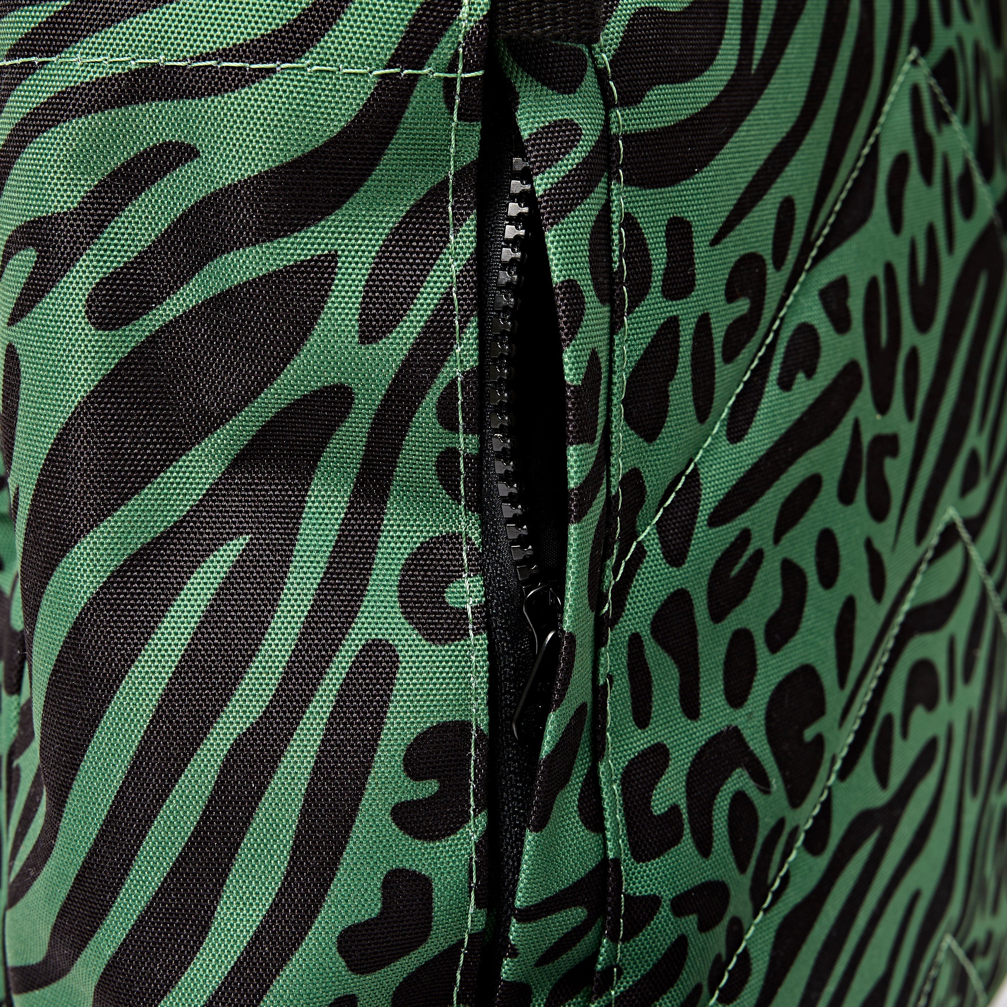 ROKA London - Bayswater M paraplyryggsäck #Färg_Mixed_Animal_Artichoke