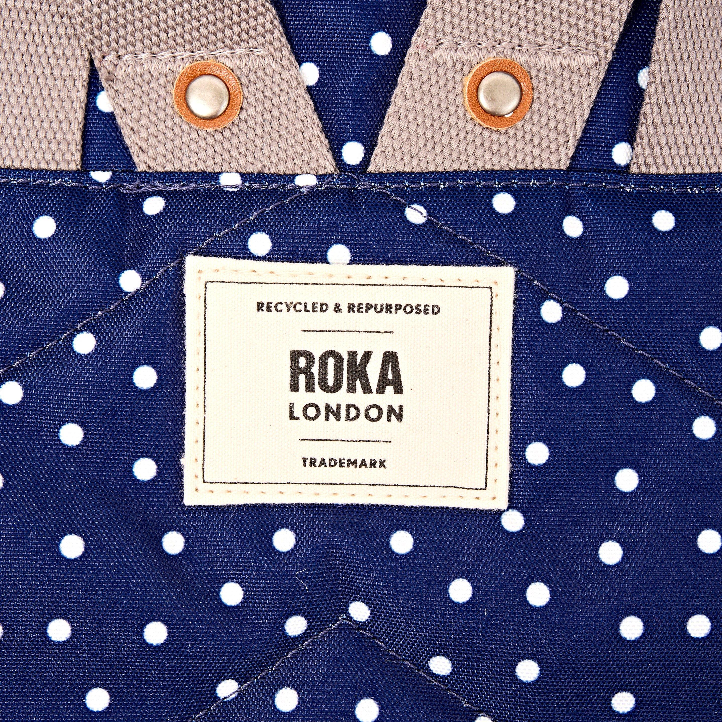 ROKA London - Bayswater M paraplyryggsäck #Färg_Navy_Polka_Dot
