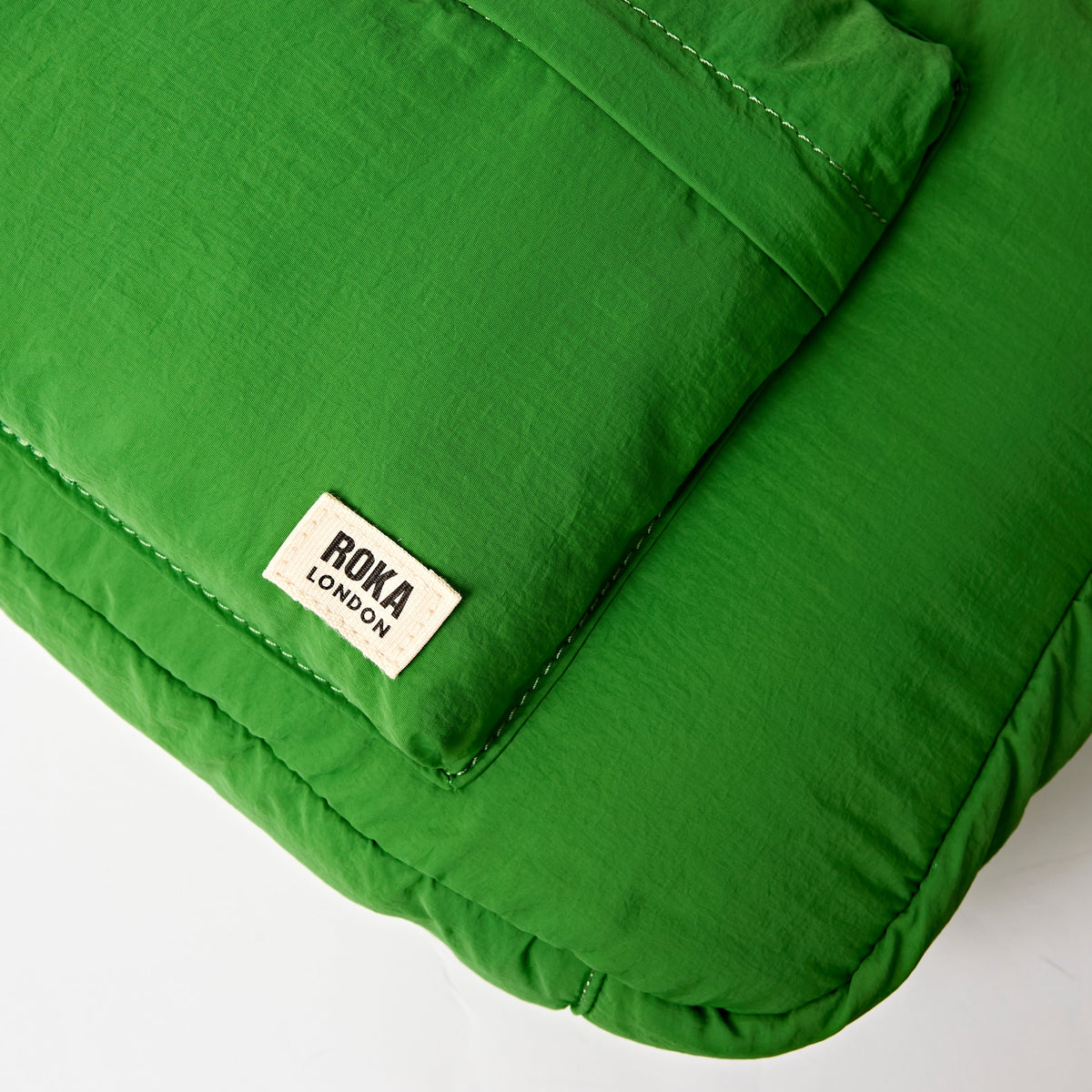 ROKA London - Belsize M crossbody-väska #Färg_Online_Lime