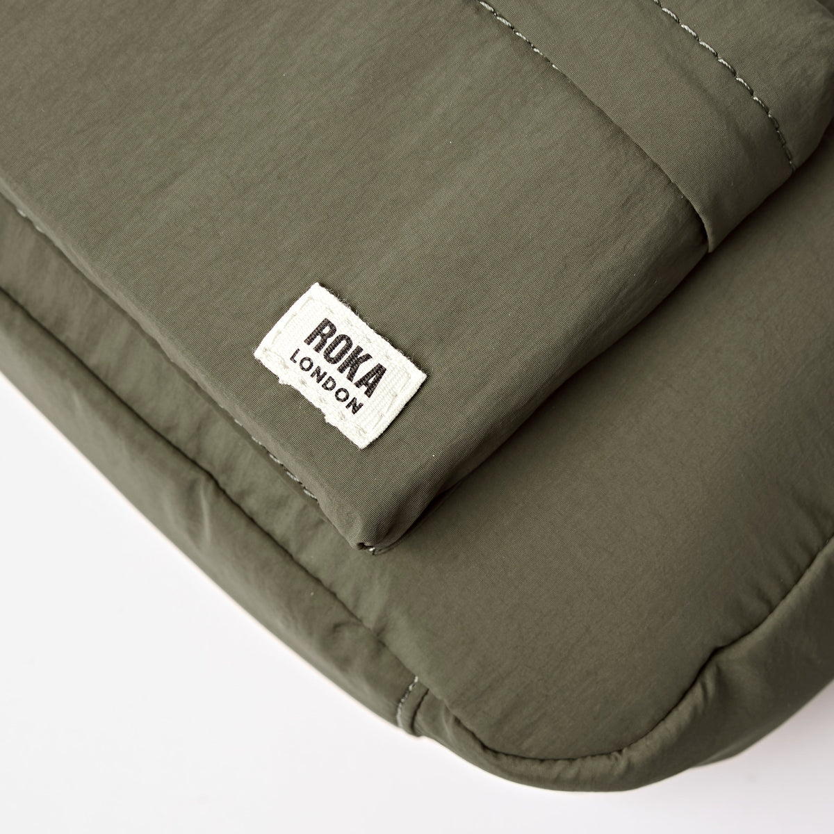 ROKA London - Belsize S handväska #Färg_Moss