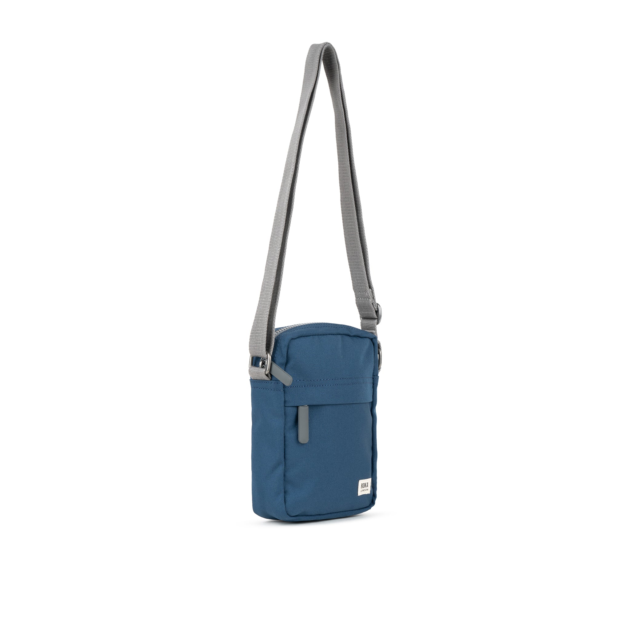 ROKA London - Bond S crossbody-väska med ficka #Färg_Deep_Blue