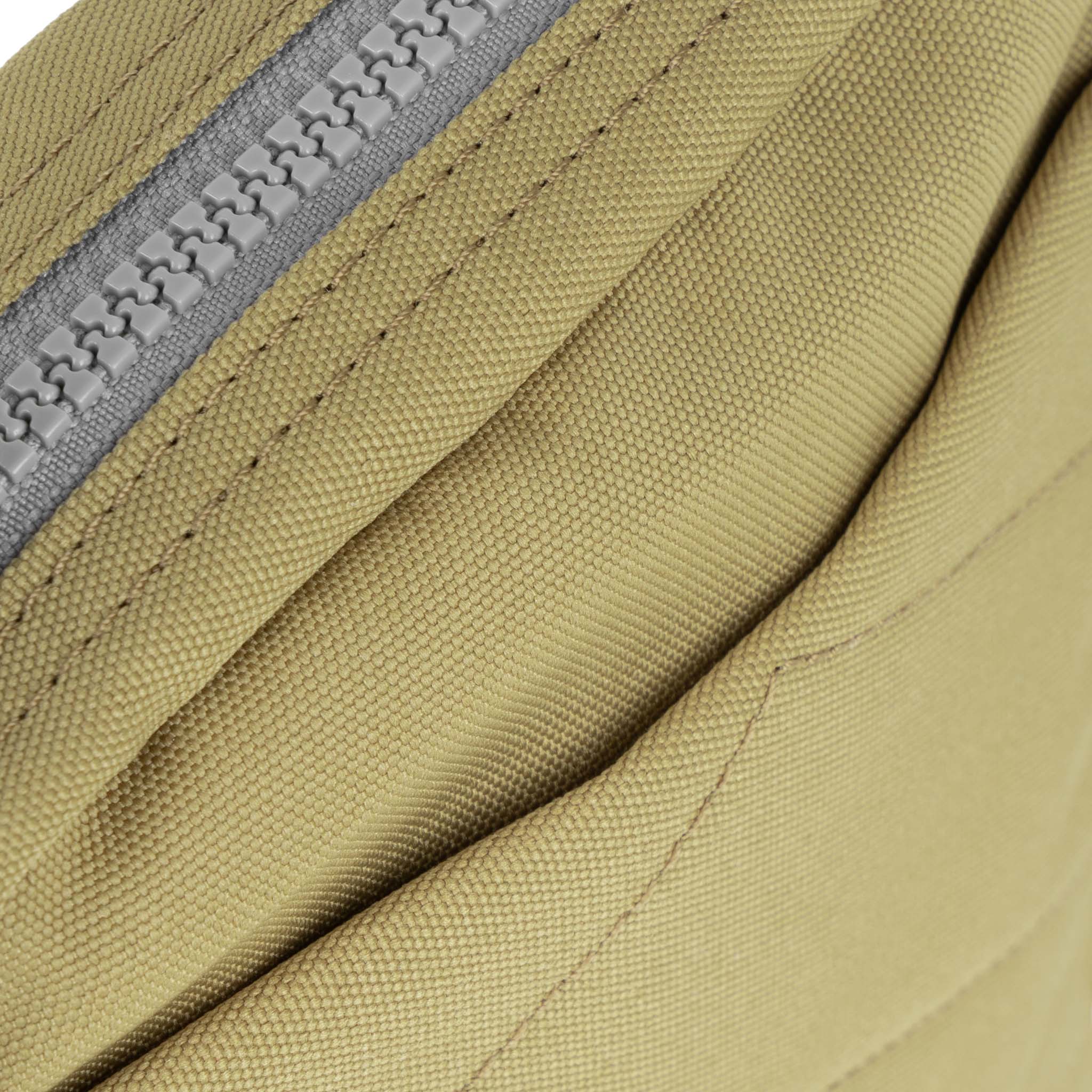 ROKA London - Bond S crossbody-väska med ficka #Färg_Khaki