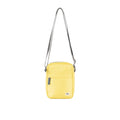 ROKA London - Bond S crossbody-väska med ficka #Färg_Citron