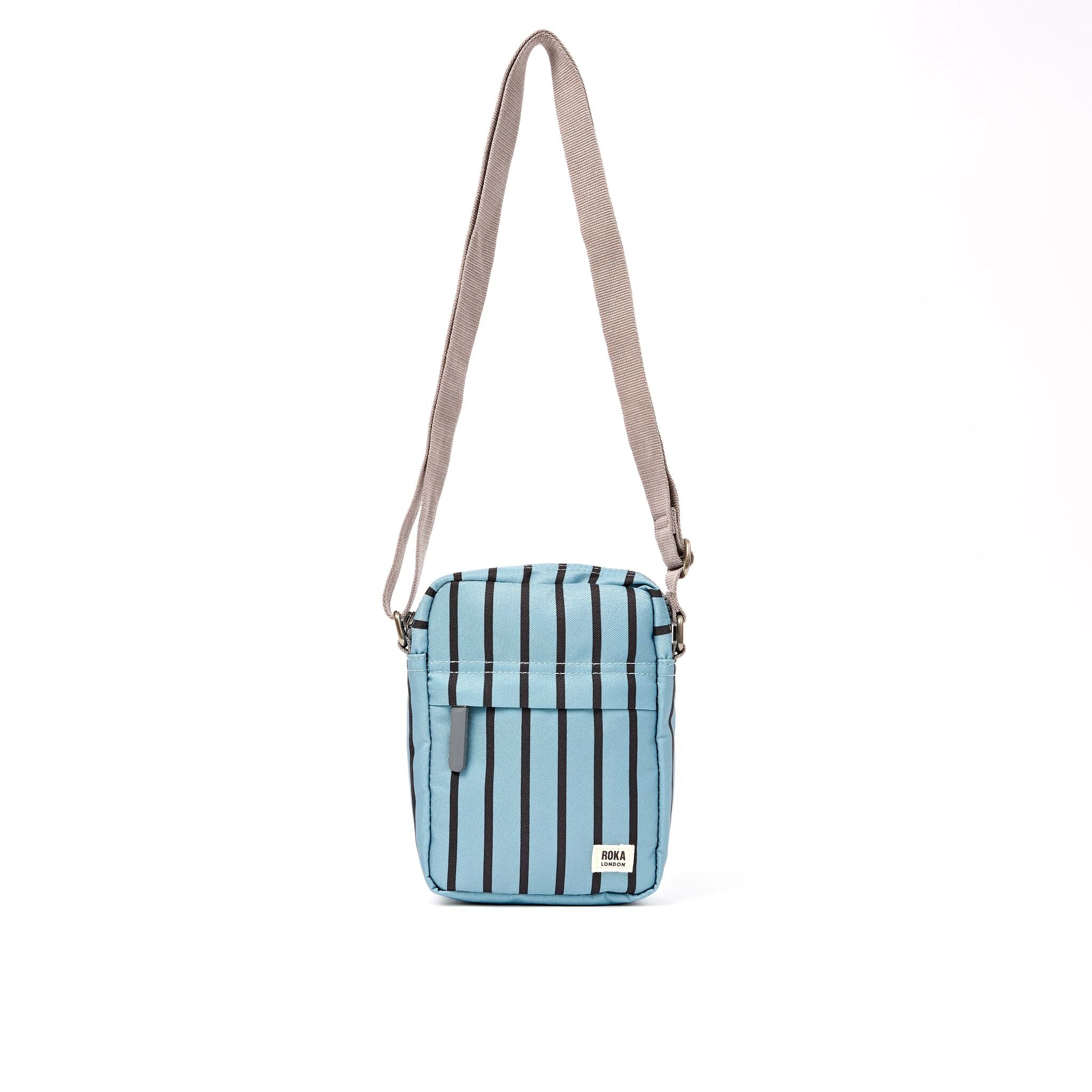 ROKA London - Bond S crossbody-väska med ficka #Färg_Blue_Stripe