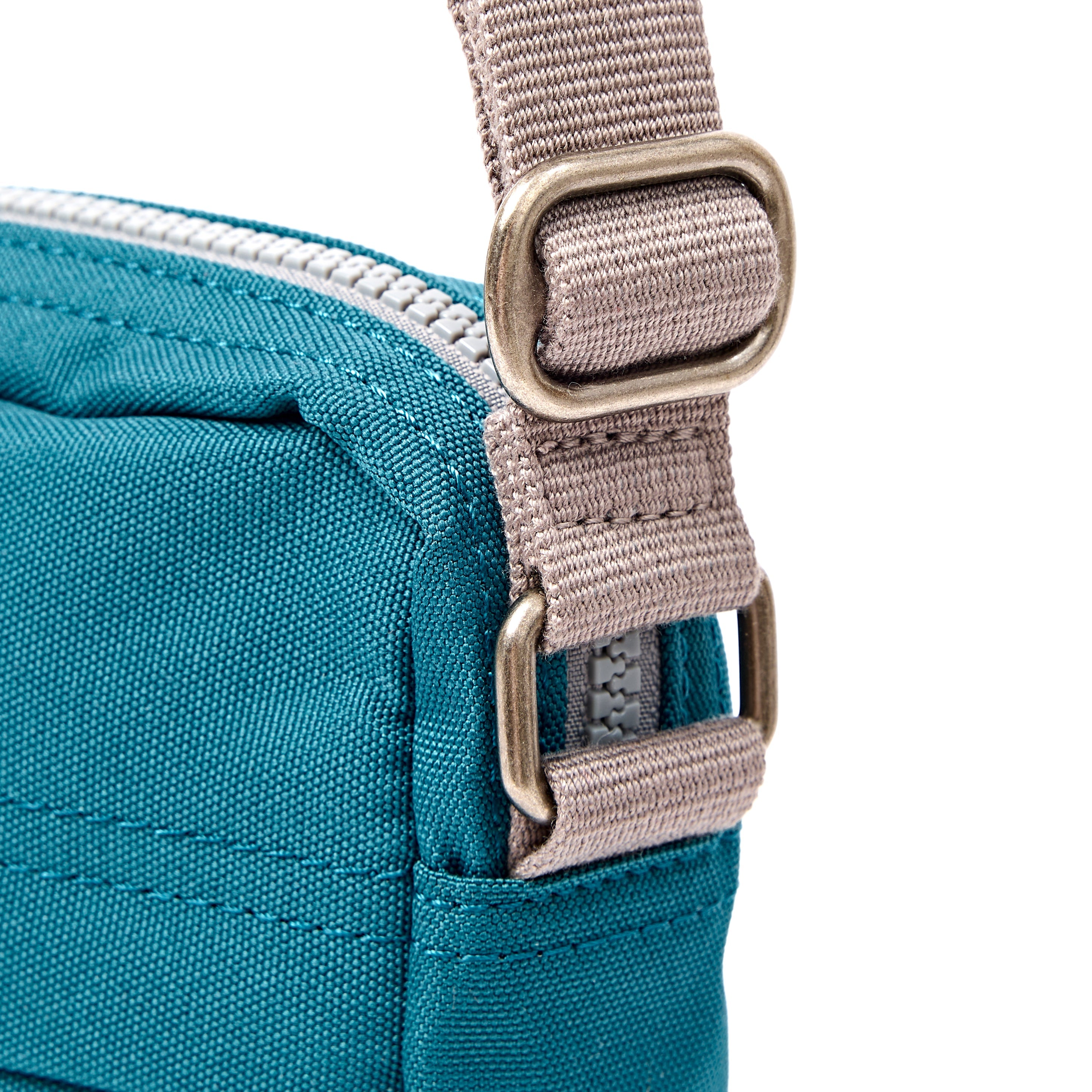 ROKA London - Bond S crossbody-väska med ficka #Färg_Deep_Teal