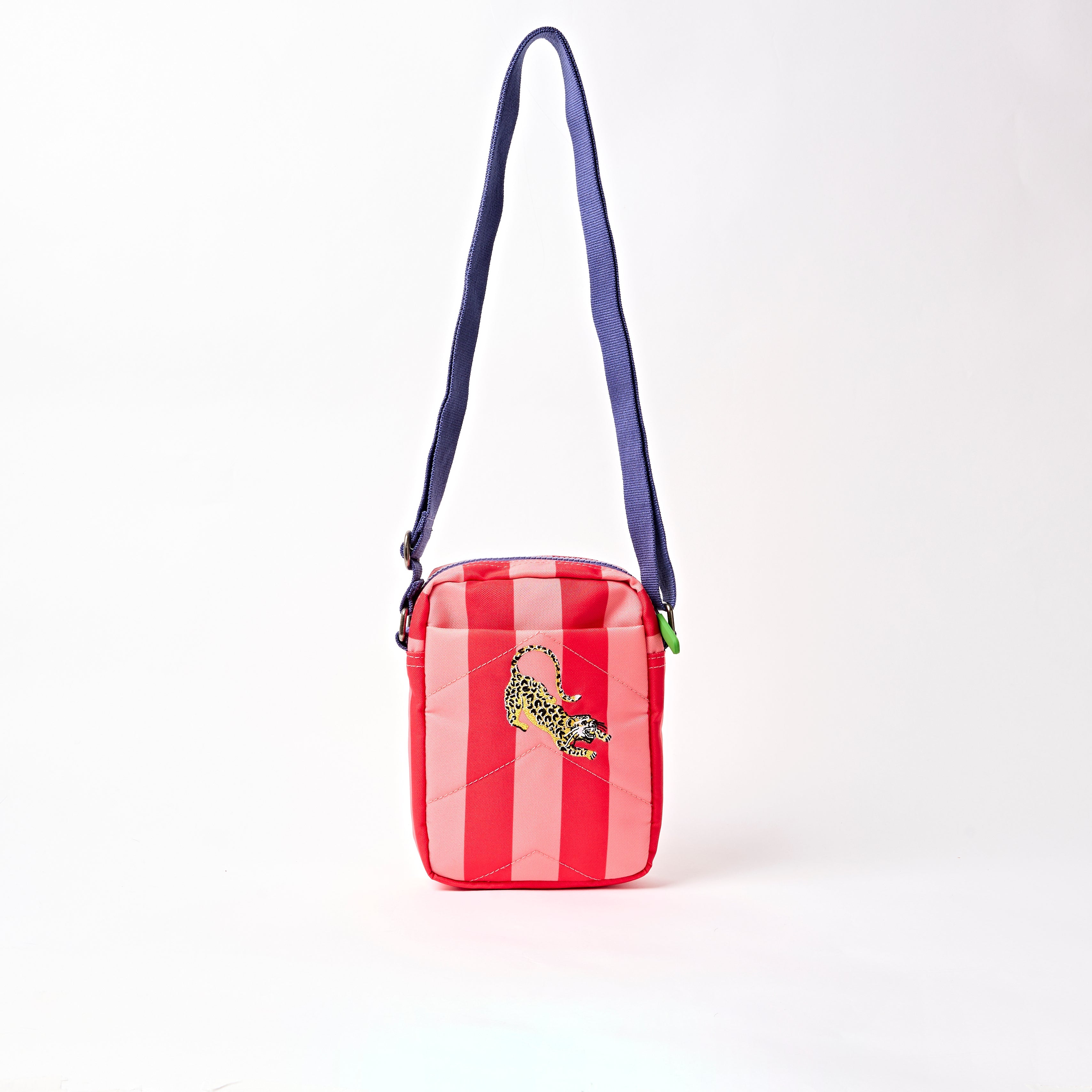 ROKA London - Bond S crossbody-väska med ficka #Färg_Circus_Print