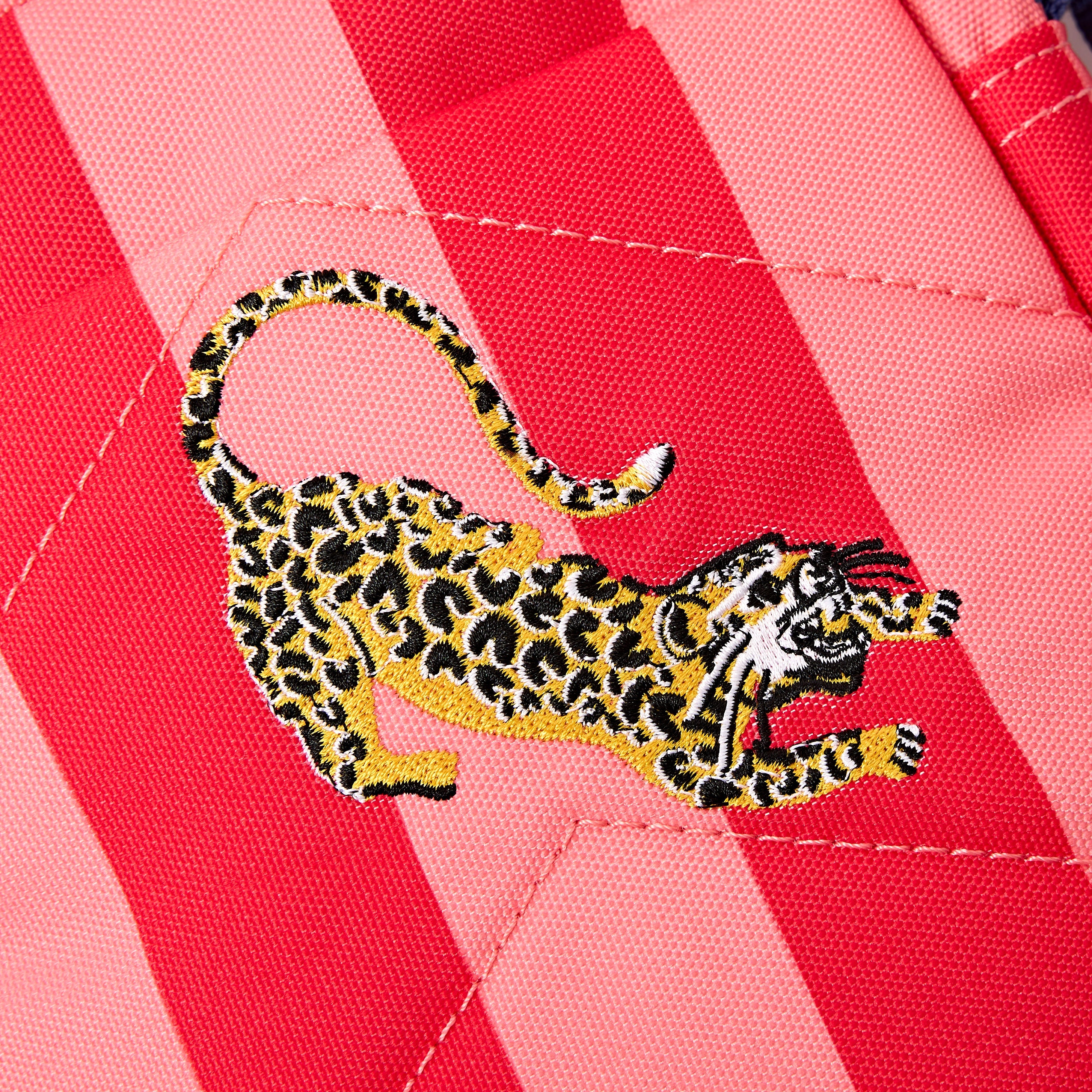 ROKA London - Bond S crossbody-väska med ficka #Färg_Circus_Print