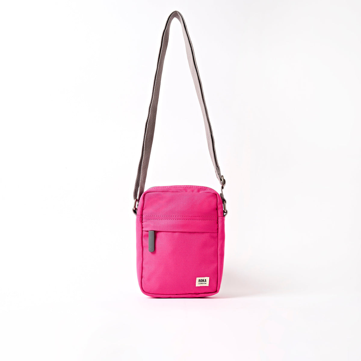 ROKA London - Bond S crossbody-väska med ficka #Färg_Granita_Red