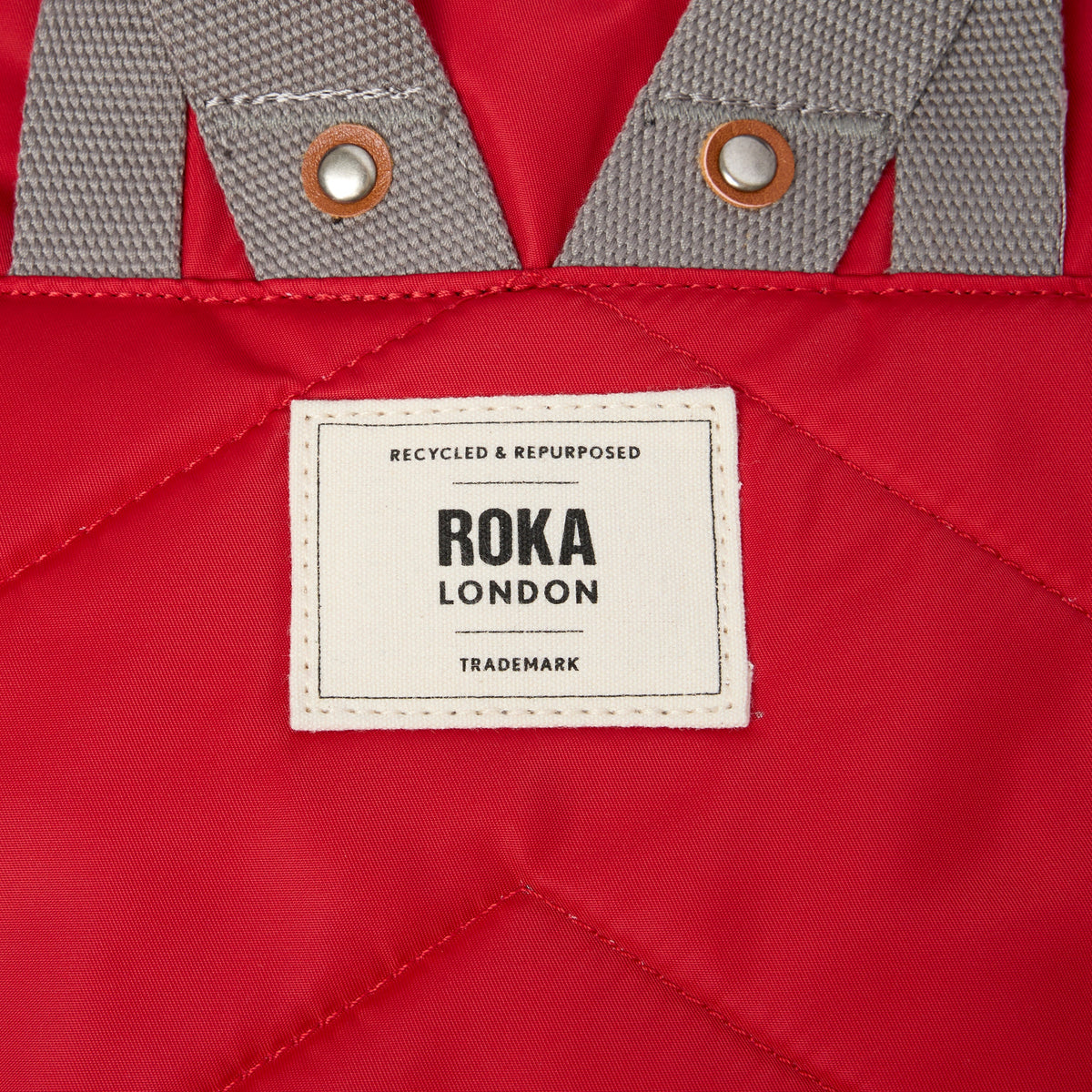 ROKA London - Camden M J-ryggsäck #Färg_Cranberry_Stripe