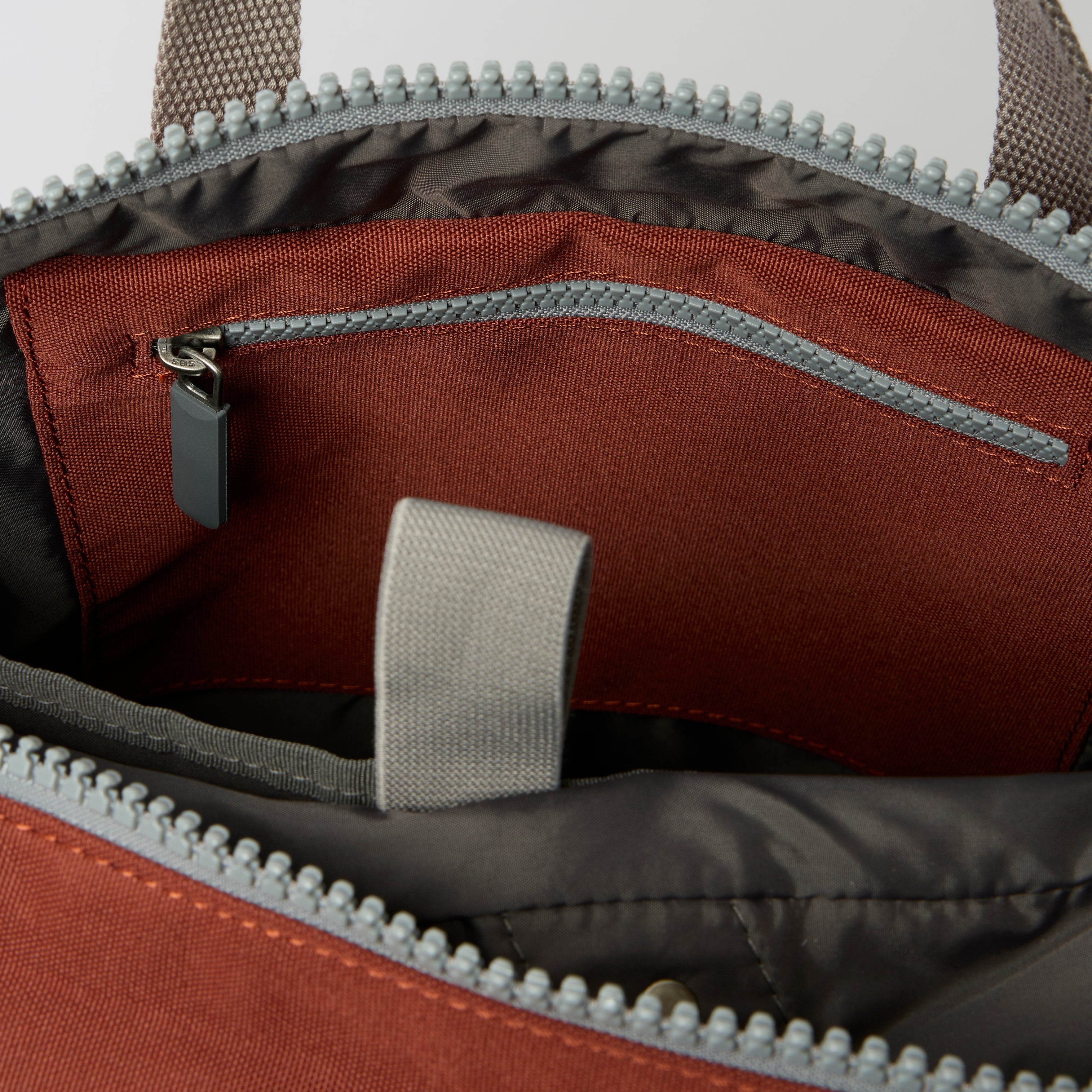 ROKA London - Camden M J-ryggsäck #Färg_Henna_Stripe