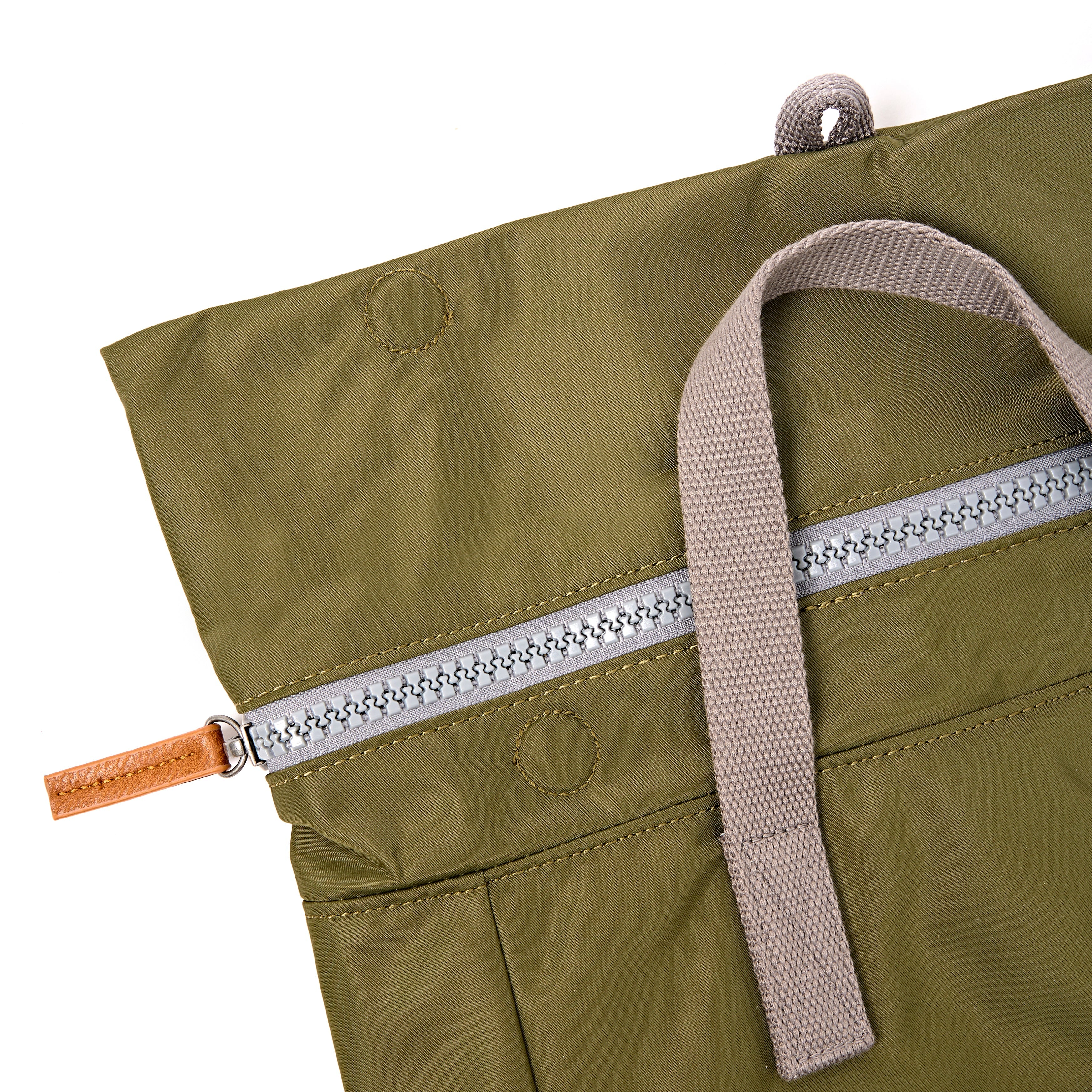 ROKA London - Canfield M rolltop-ryggsäck #Färg_Chive