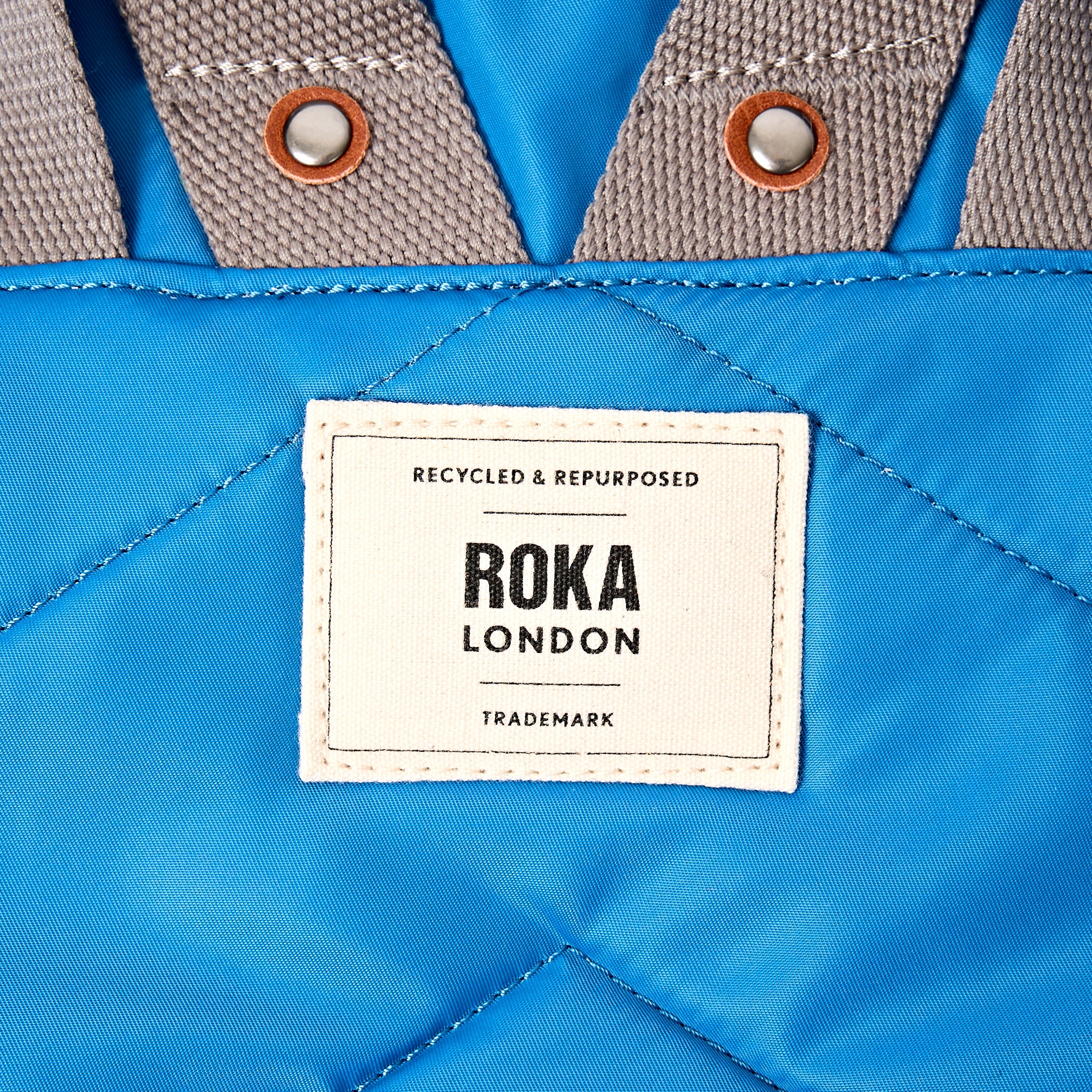 ROKA London - Canfield M rolltop-ryggsäck #Färg_Malibu_Blue