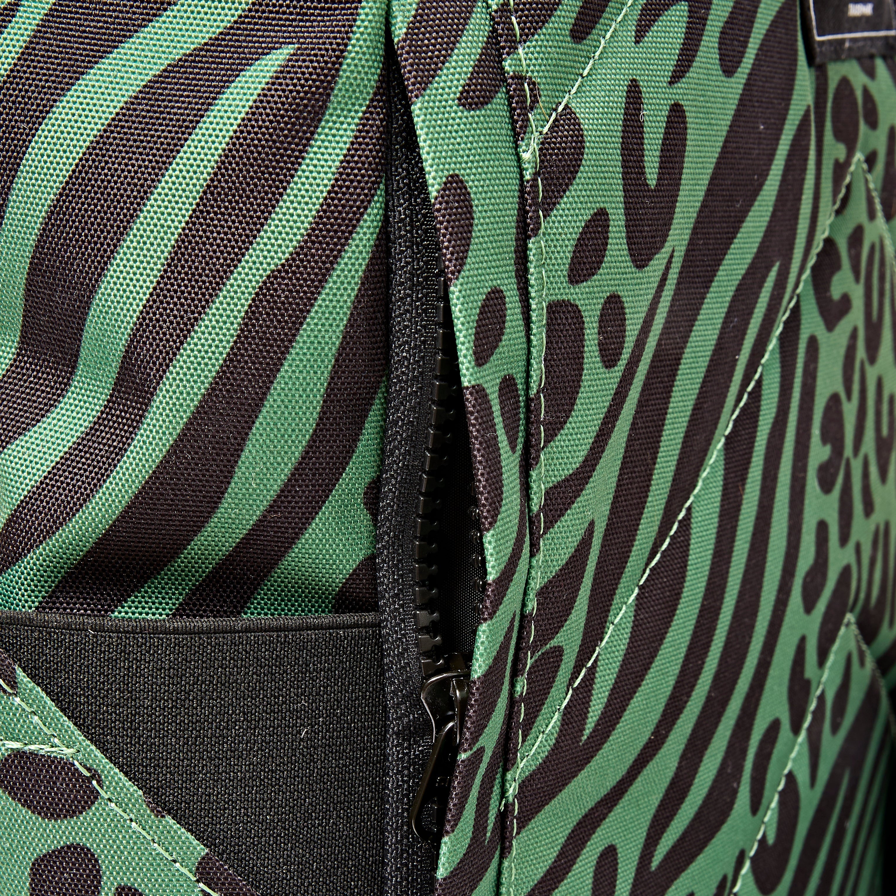 ROKA London - Canfield M rolltop-ryggsäck #Färg_Mixed_Animal_Artichoke