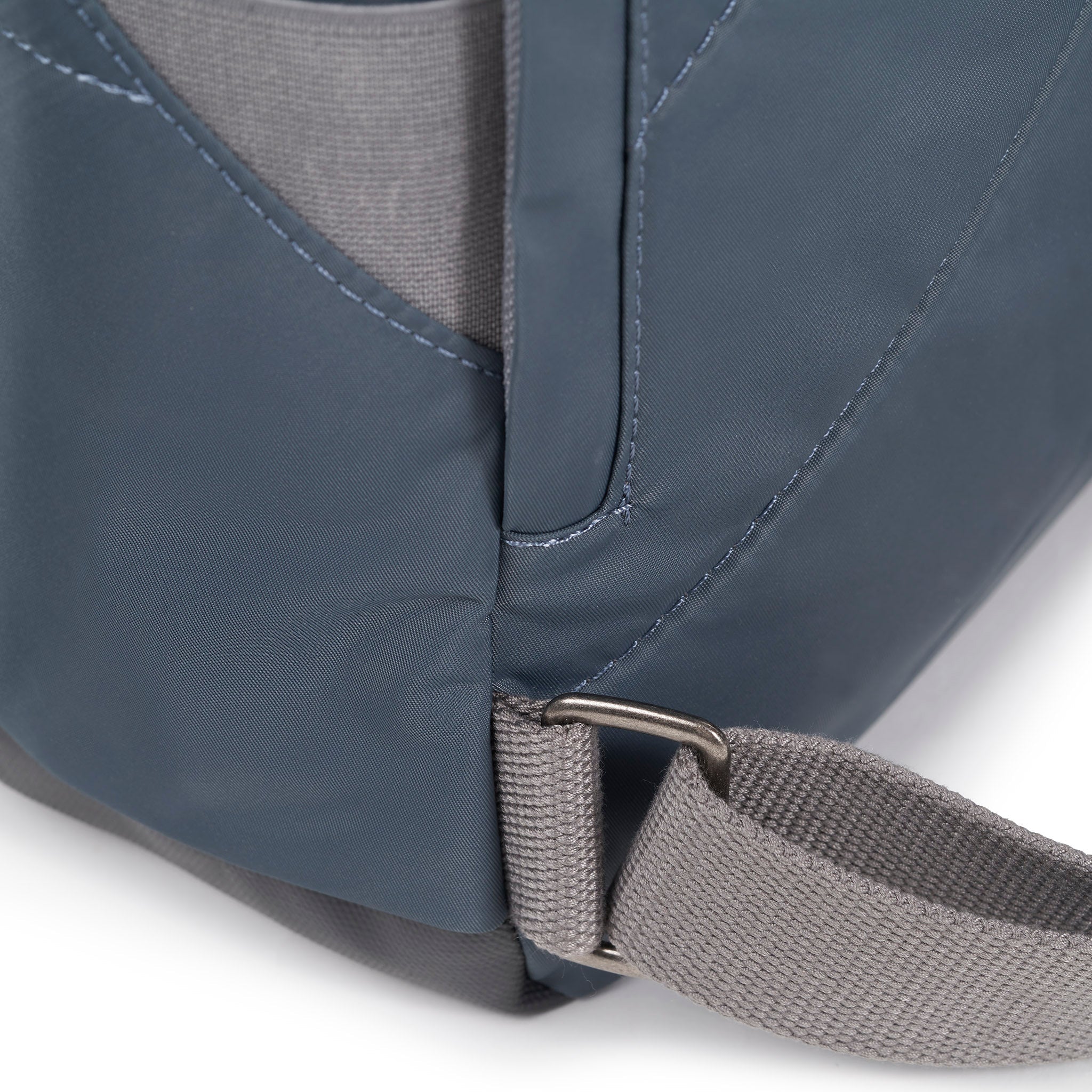 ROKA London - Canfield S rolltop-ryggsäck #Färg_Grey_Tonal