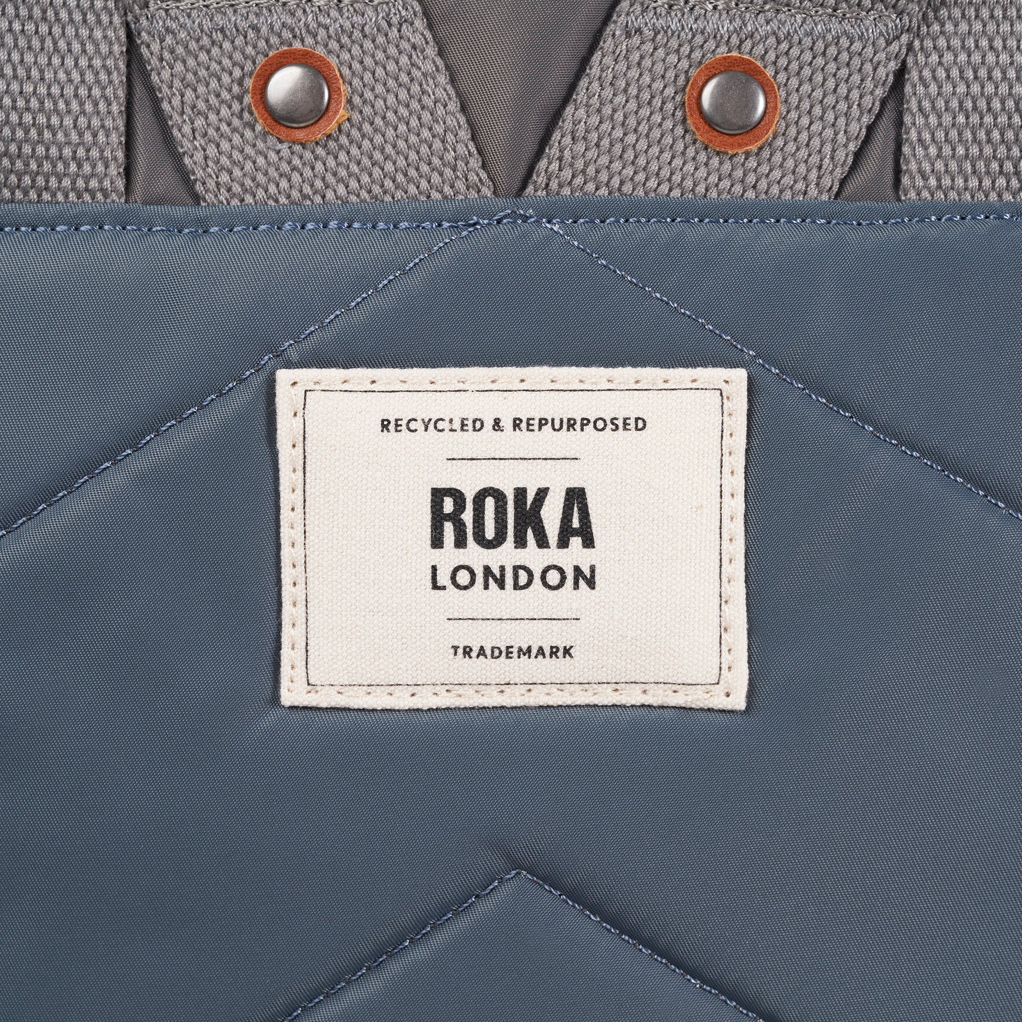 ROKA London - Canfield S rolltop-ryggsäck #Färg_Grey_Tonal