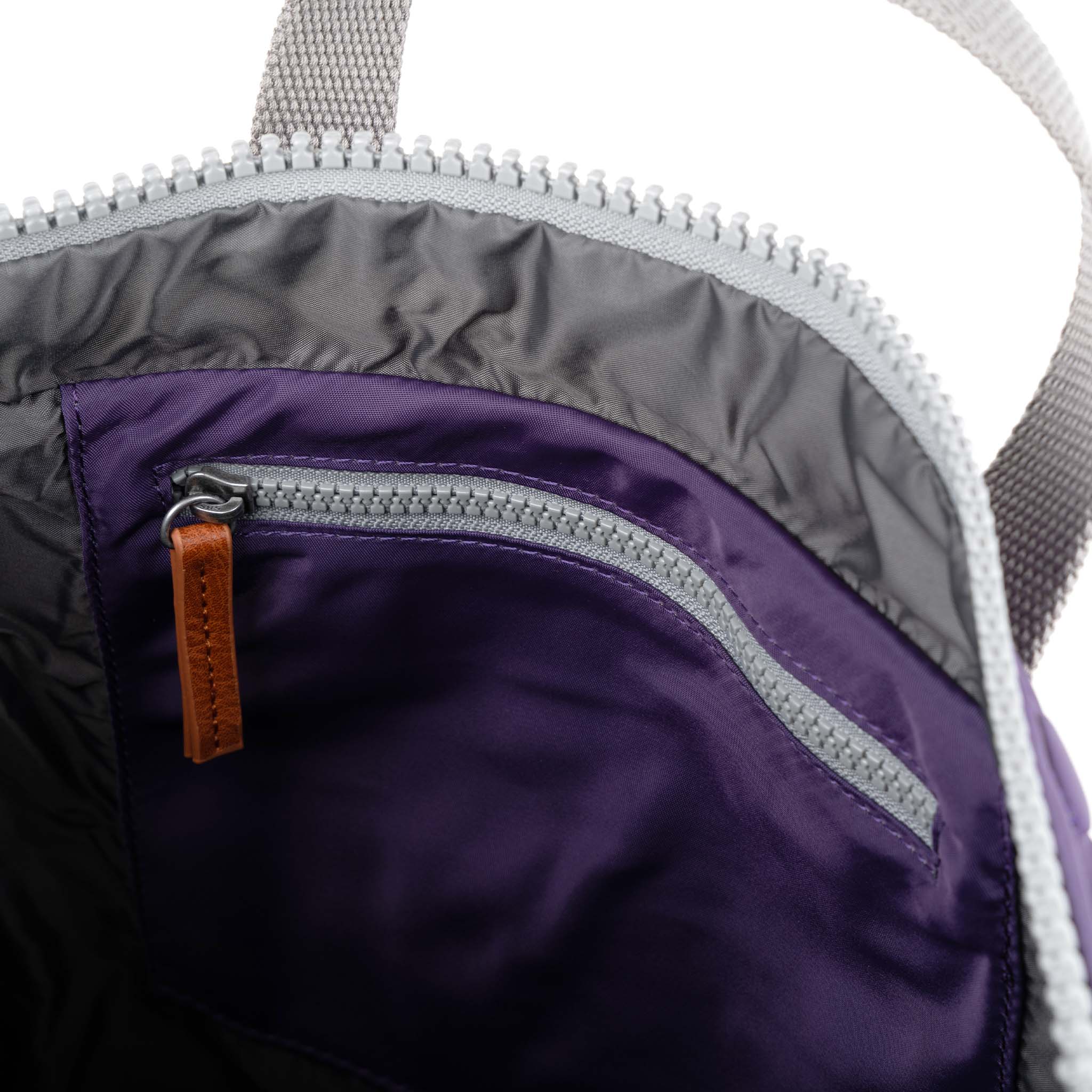 ROKA London - Canfield S rolltop-ryggsäck #Färg_Majestic_Purple