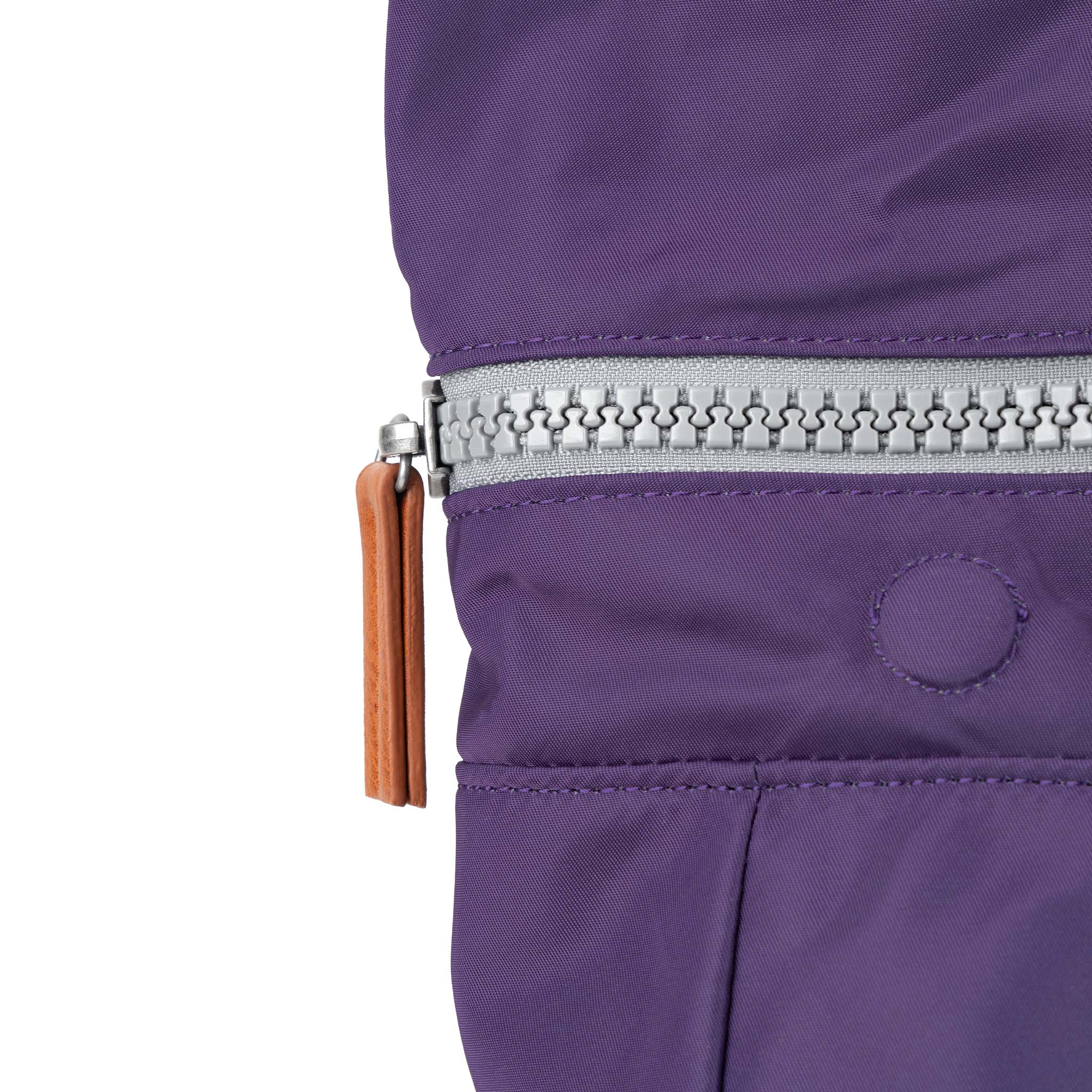 ROKA London - Canfield S rolltop-ryggsäck #Färg_Majestic_Purple