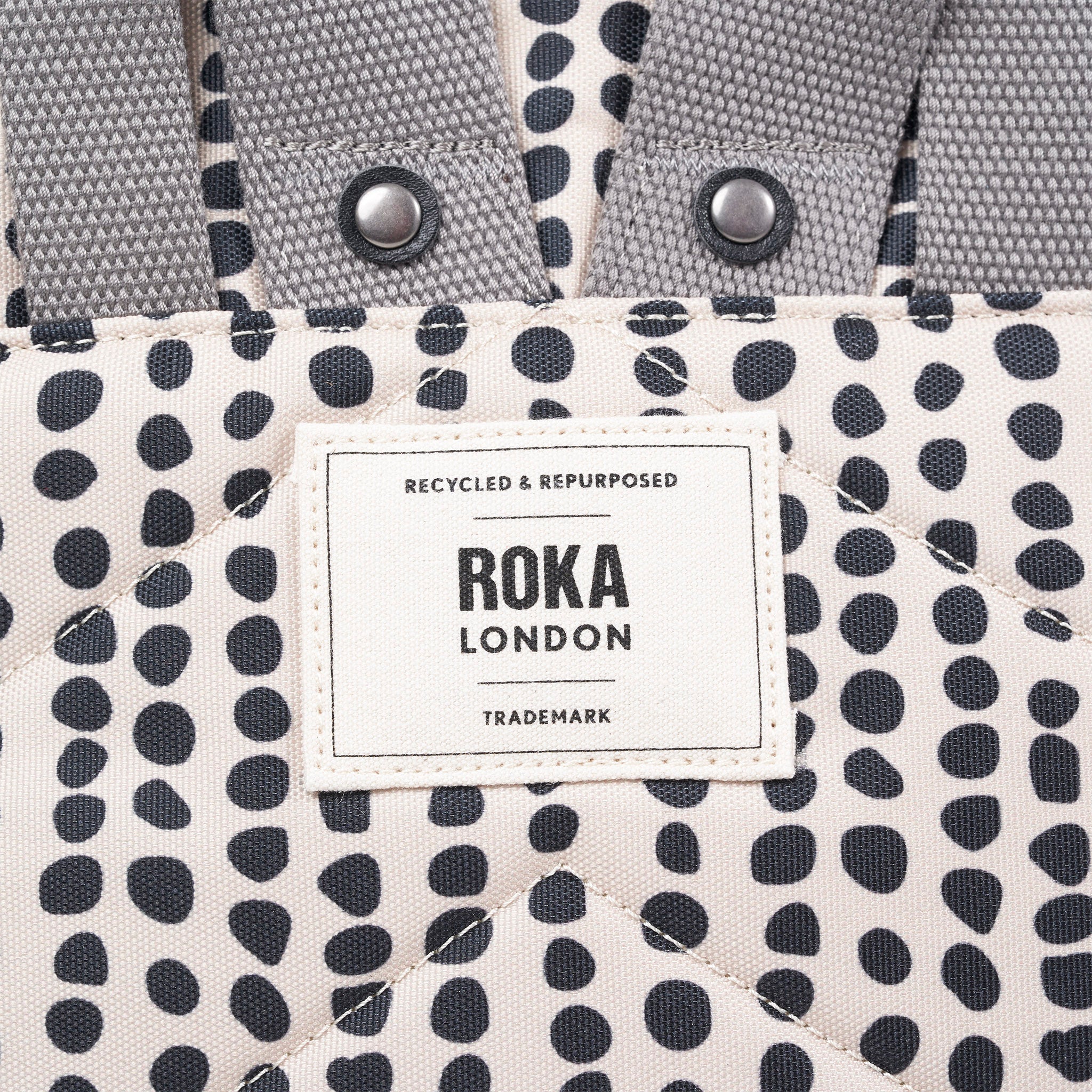 ROKA London - Canfield M rolltop-ryggsäck #Färg_Linear_Dot