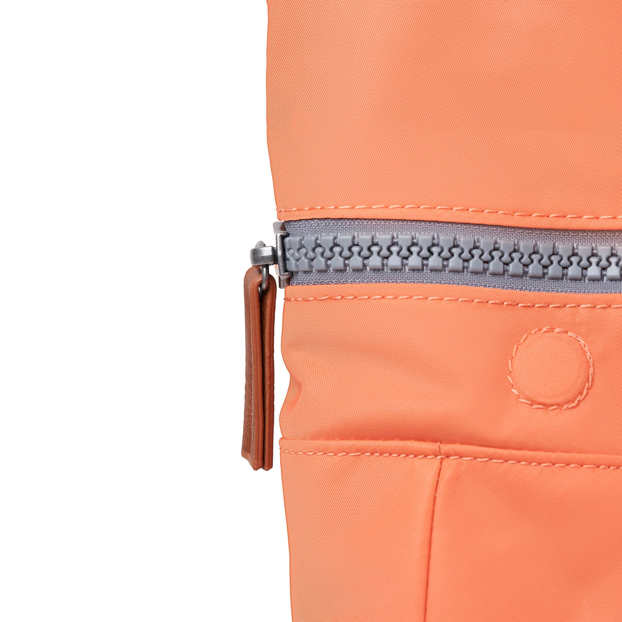 ROKA London - Canfield S rolltop-ryggsäck #Färg_Firecracker