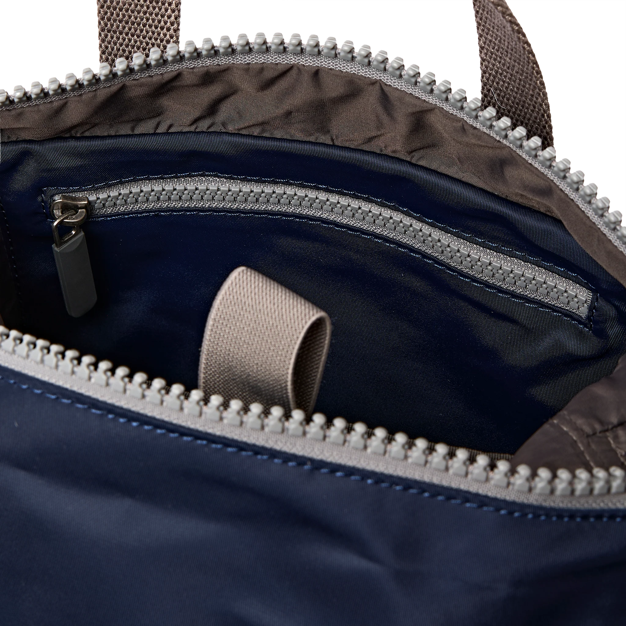ROKA London - Canfield S rolltop-ryggsäck #Färg_Midnight