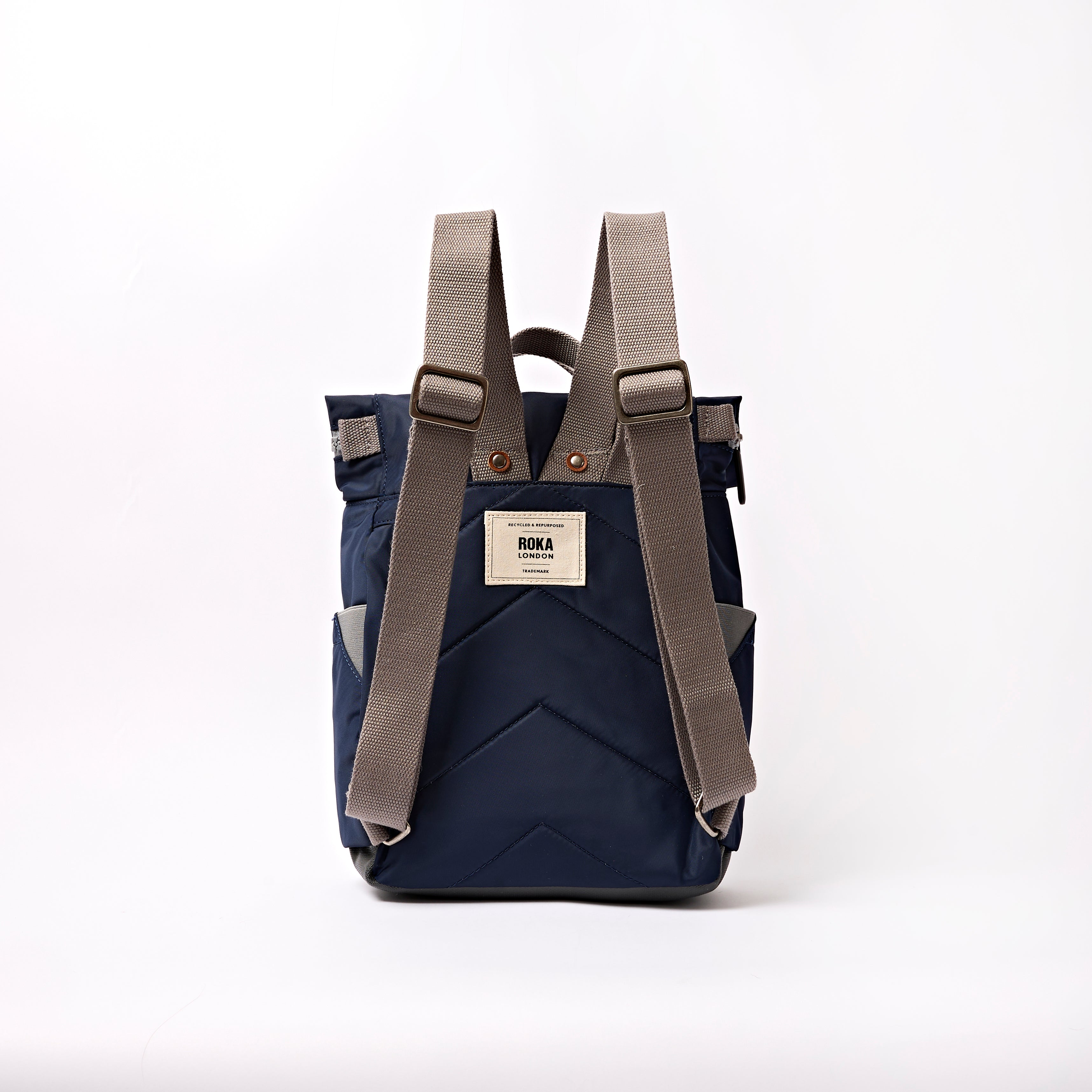 ROKA London - Canfield S rolltop-ryggsäck #Färg_Midnight_Stripe