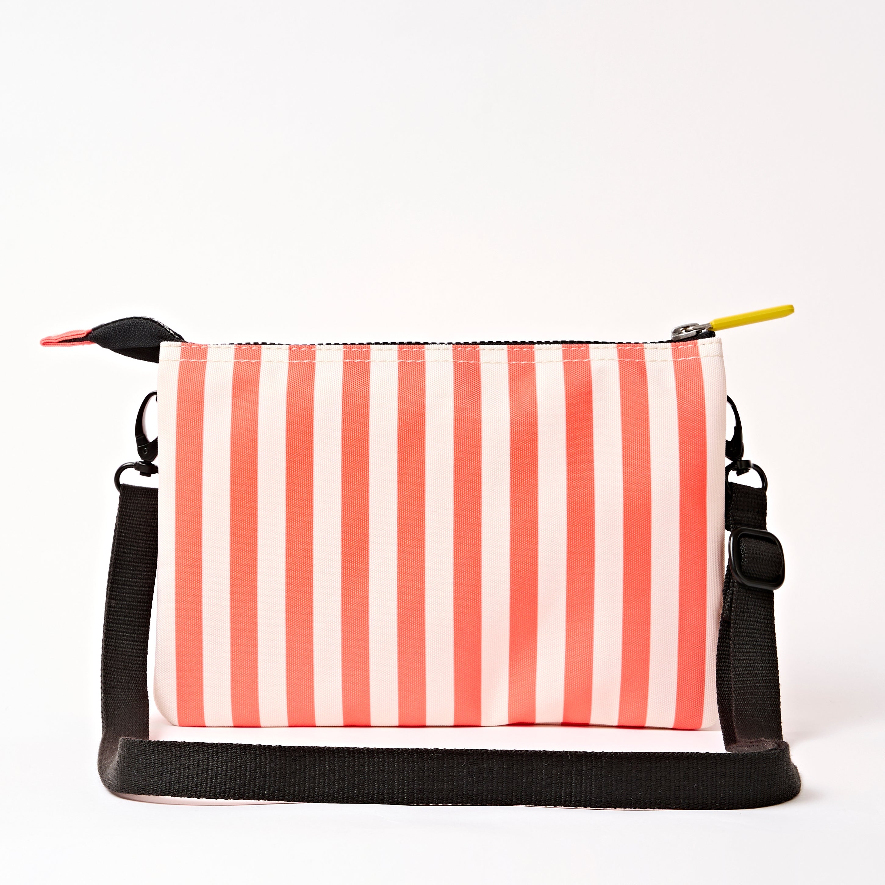 ROKA London - Carnaby XL XL Carnaby crossbody-väska #Färg_Coral_Stripe