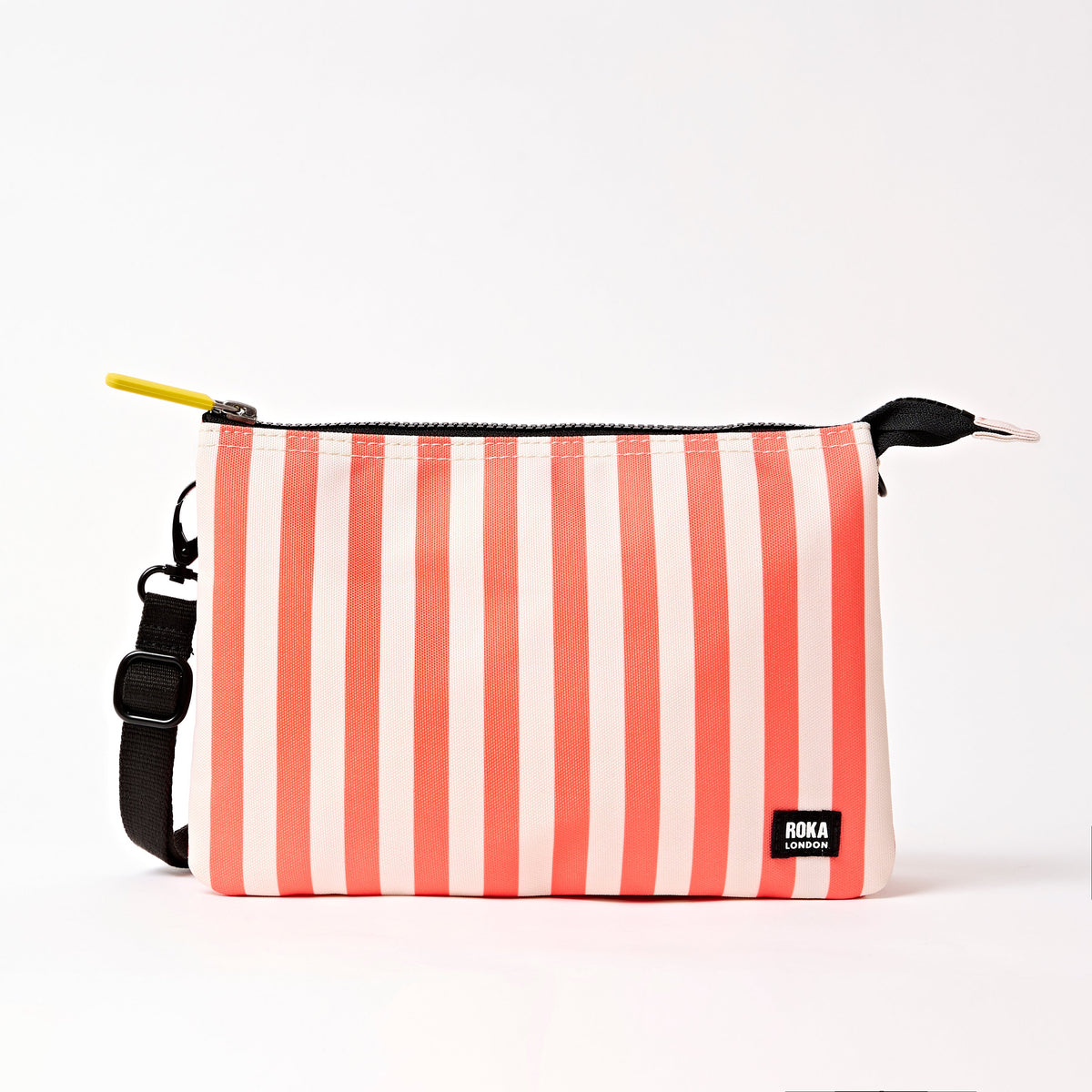 ROKA London - Carnaby XL XL Carnaby crossbody-väska #Färg_Coral_Stripe
