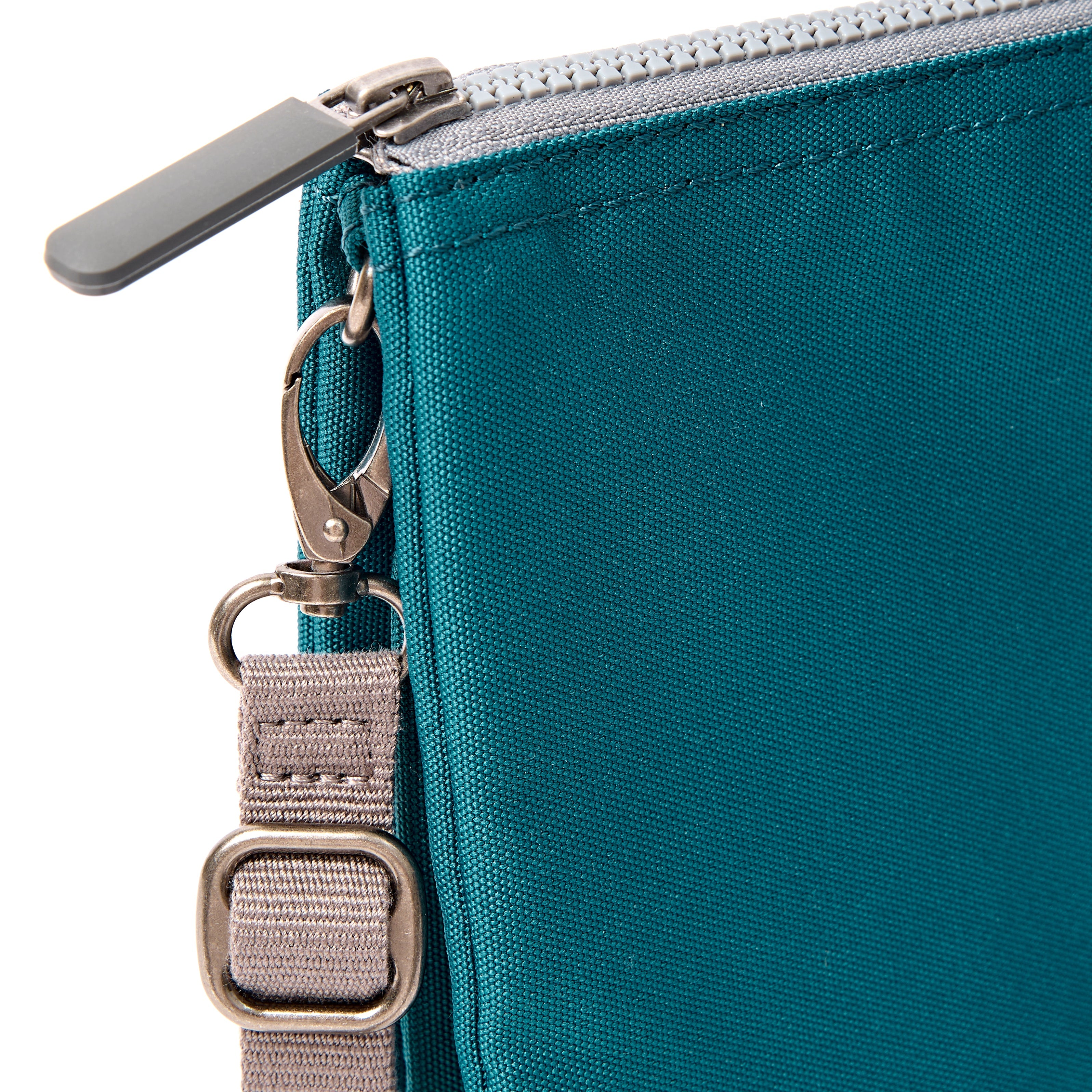 ROKA London - Carnaby XL XL Carnaby crossbody-väska #Färg_Deep_Teal