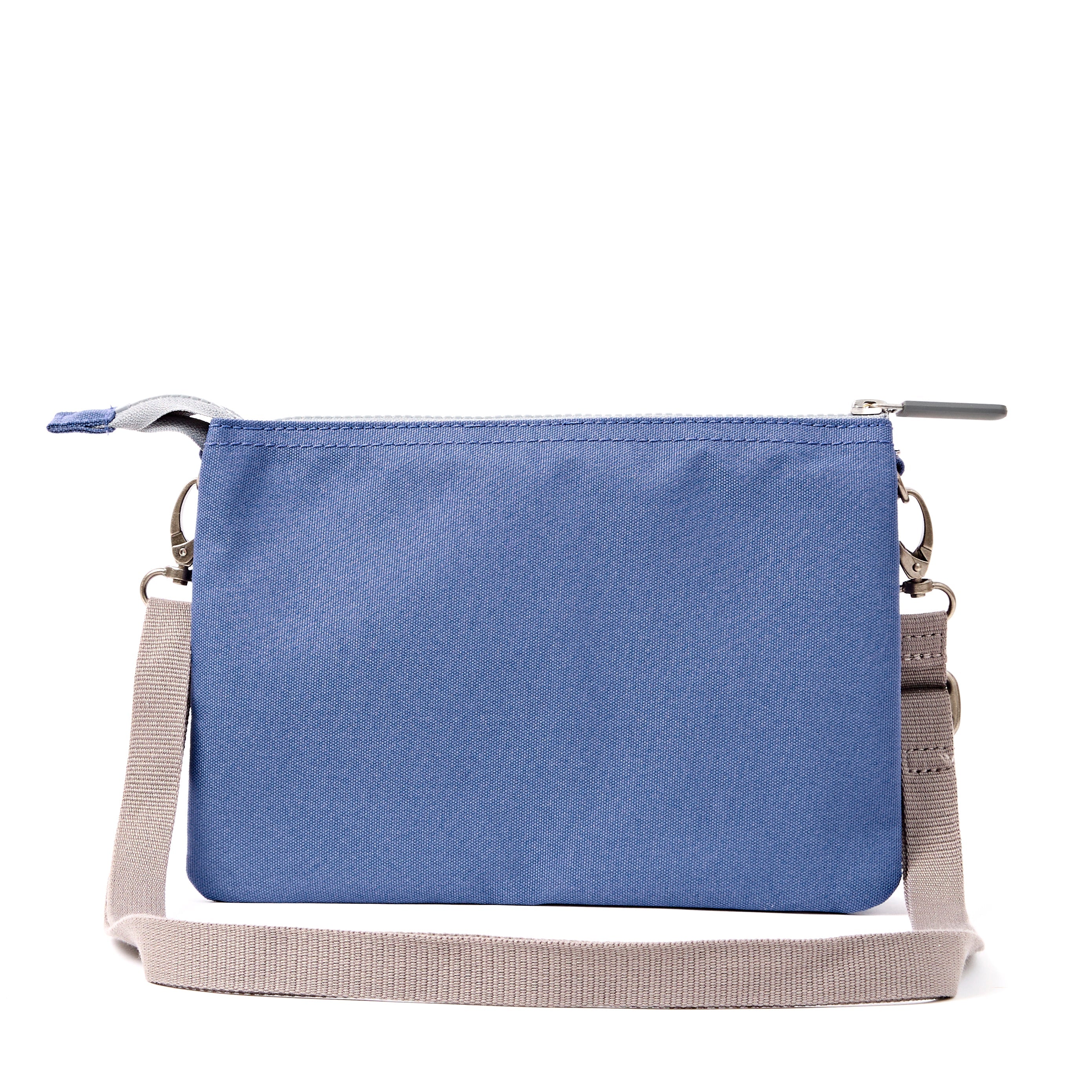ROKA London - Carnaby XL XL Carnaby crossbody-väska #Färg_Oceana
