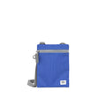 ROKA London - Chelsea XS slingväska med ficka #Färg_Light_Wash_Denim