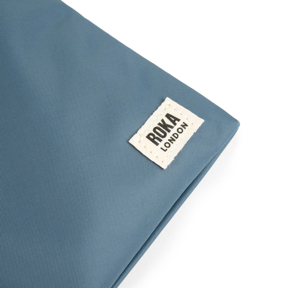 ROKA London - Chelsea XS slingväska med ficka #Färg_Airforce