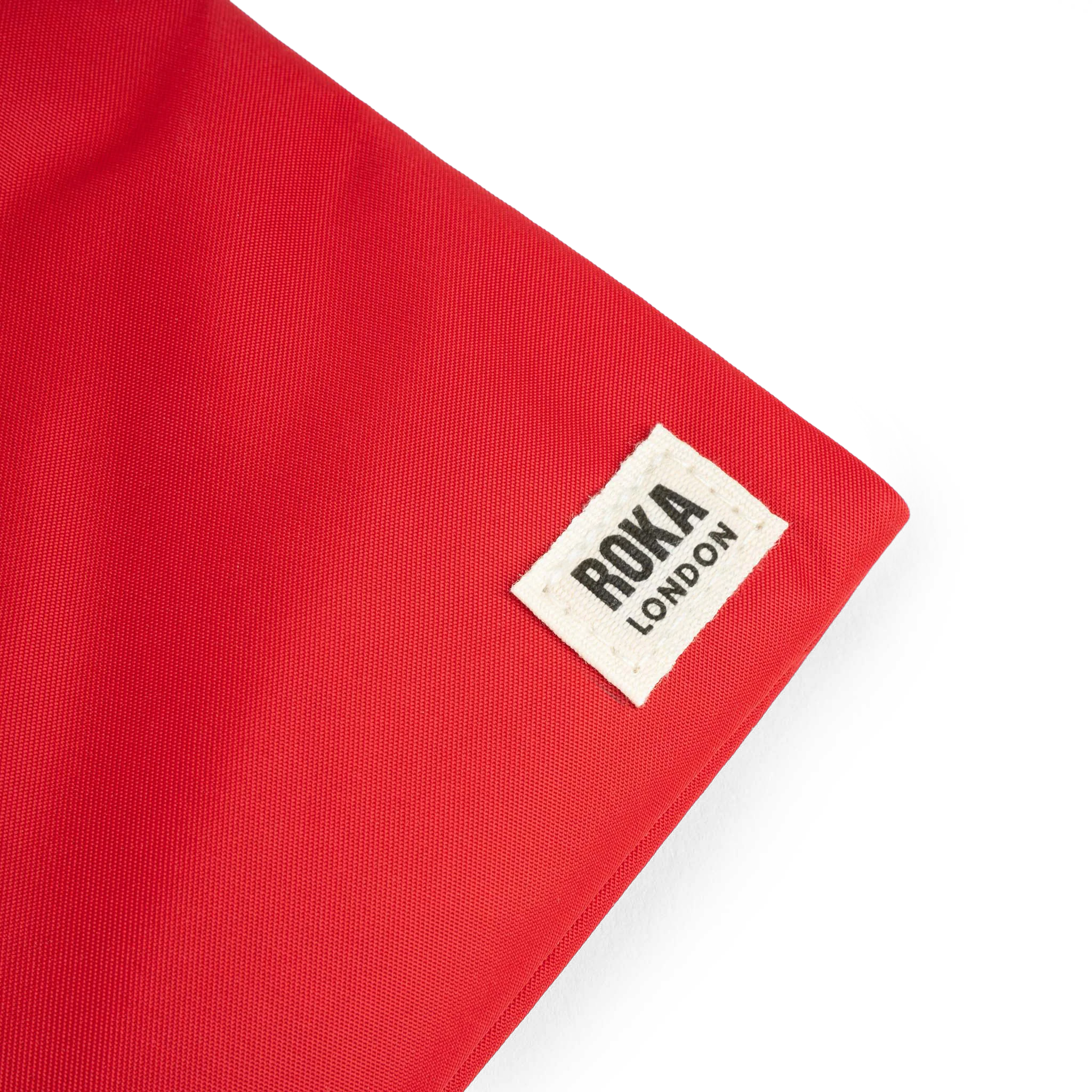 ROKA London - Chelsea XS slingväska med ficka #Färg_Cranberry