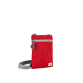 ROKA London - Chelsea XS slingväska med ficka #Färg_Cranberry