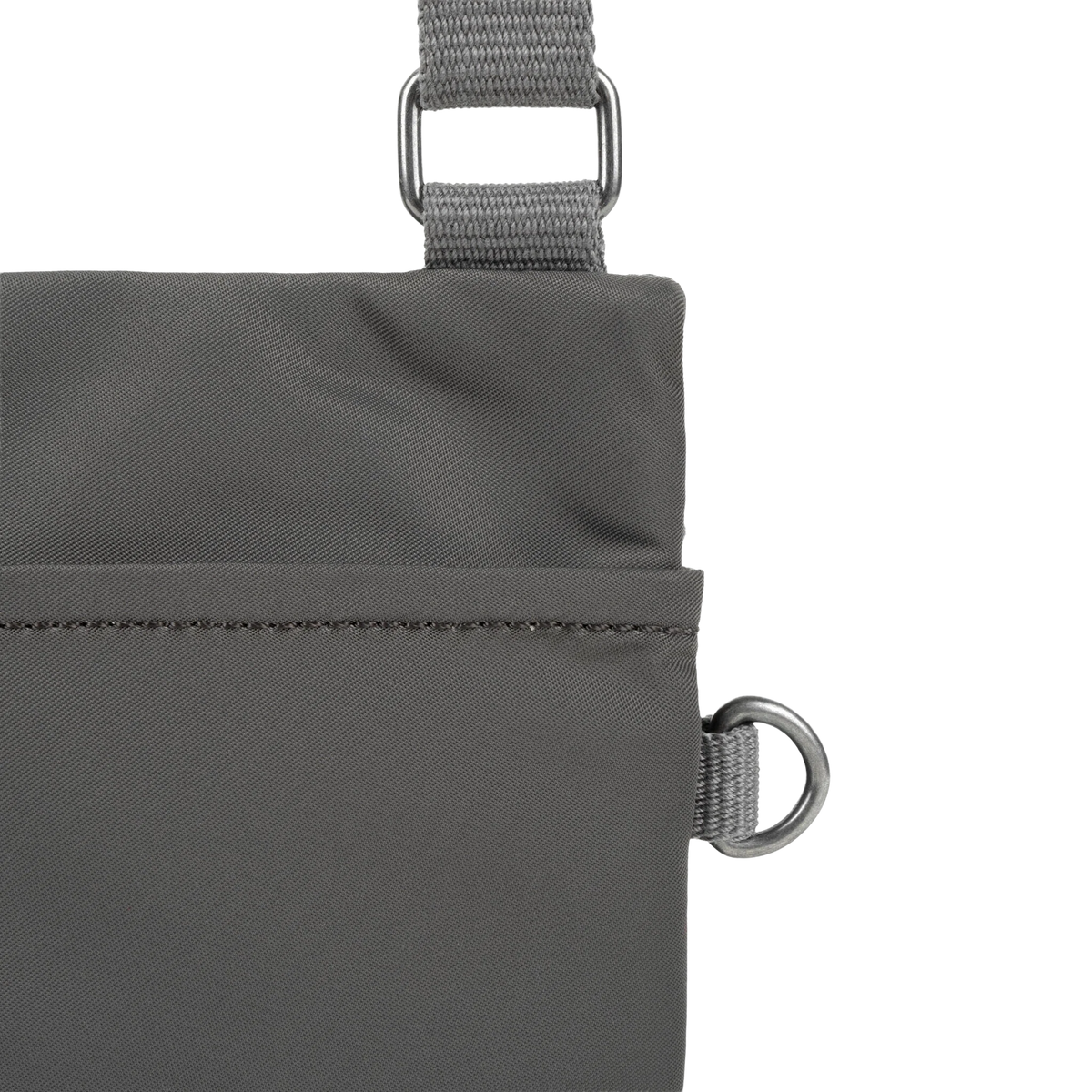 ROKA London - Chelsea XS slingväska med ficka #Färg_Graphite