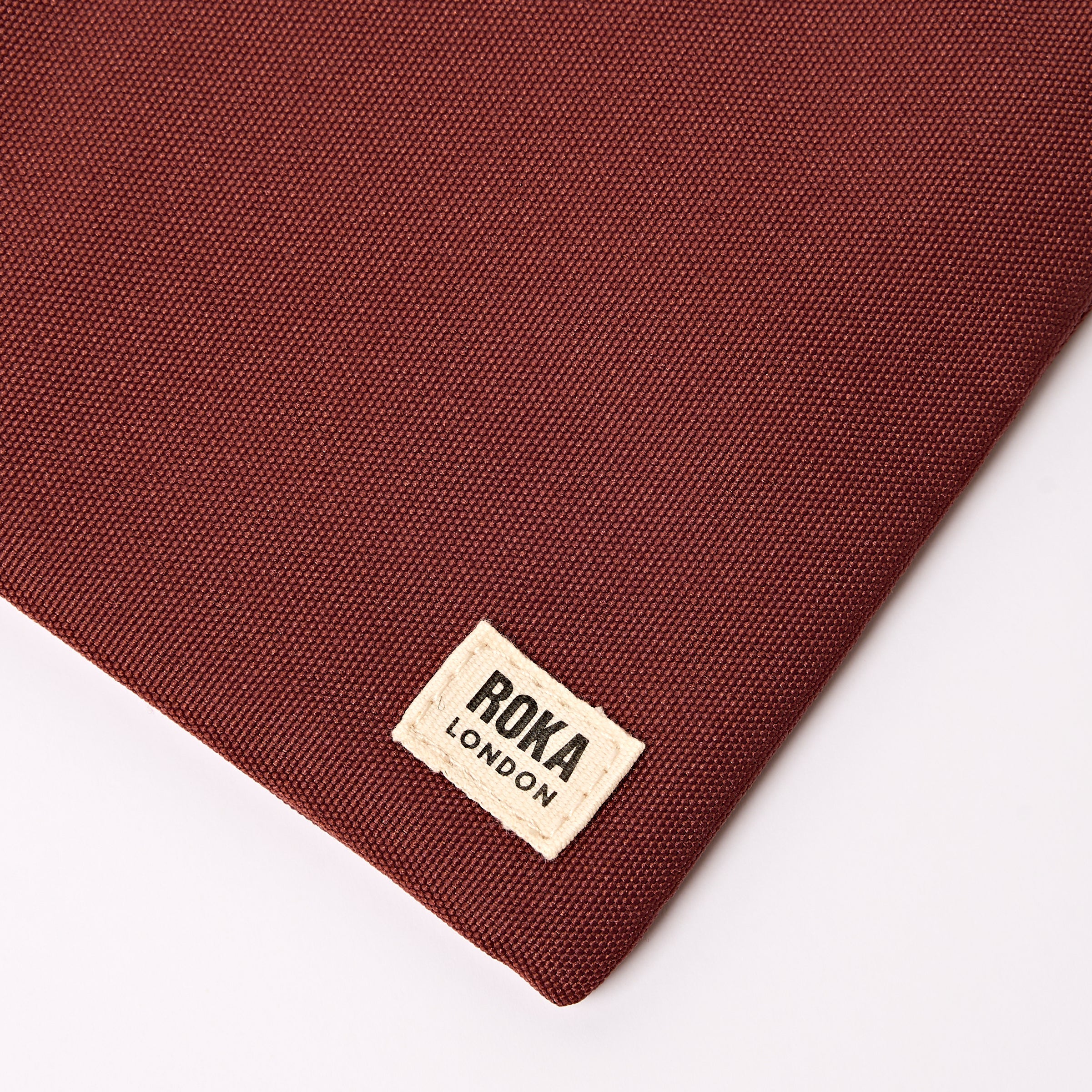 ROKA London - Chelsea XS slingväska med ficka #Färg_Henna_Stripe