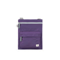 ROKA London - Chelsea B M crossbody-väska #Färg_Majestic_Purple