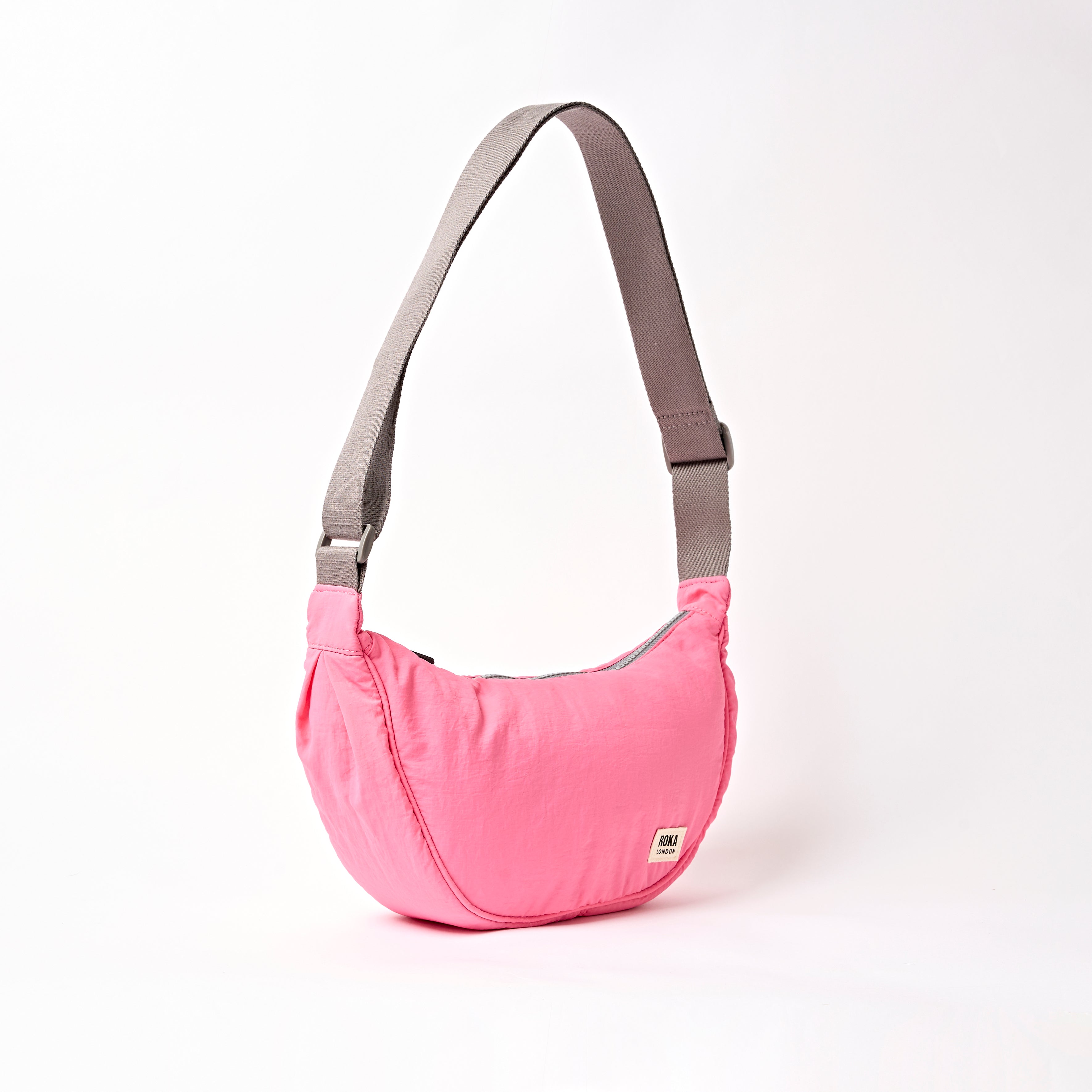 ROKA London - Farringdon S halvmåneväska #Färg_Pink_Lemonade