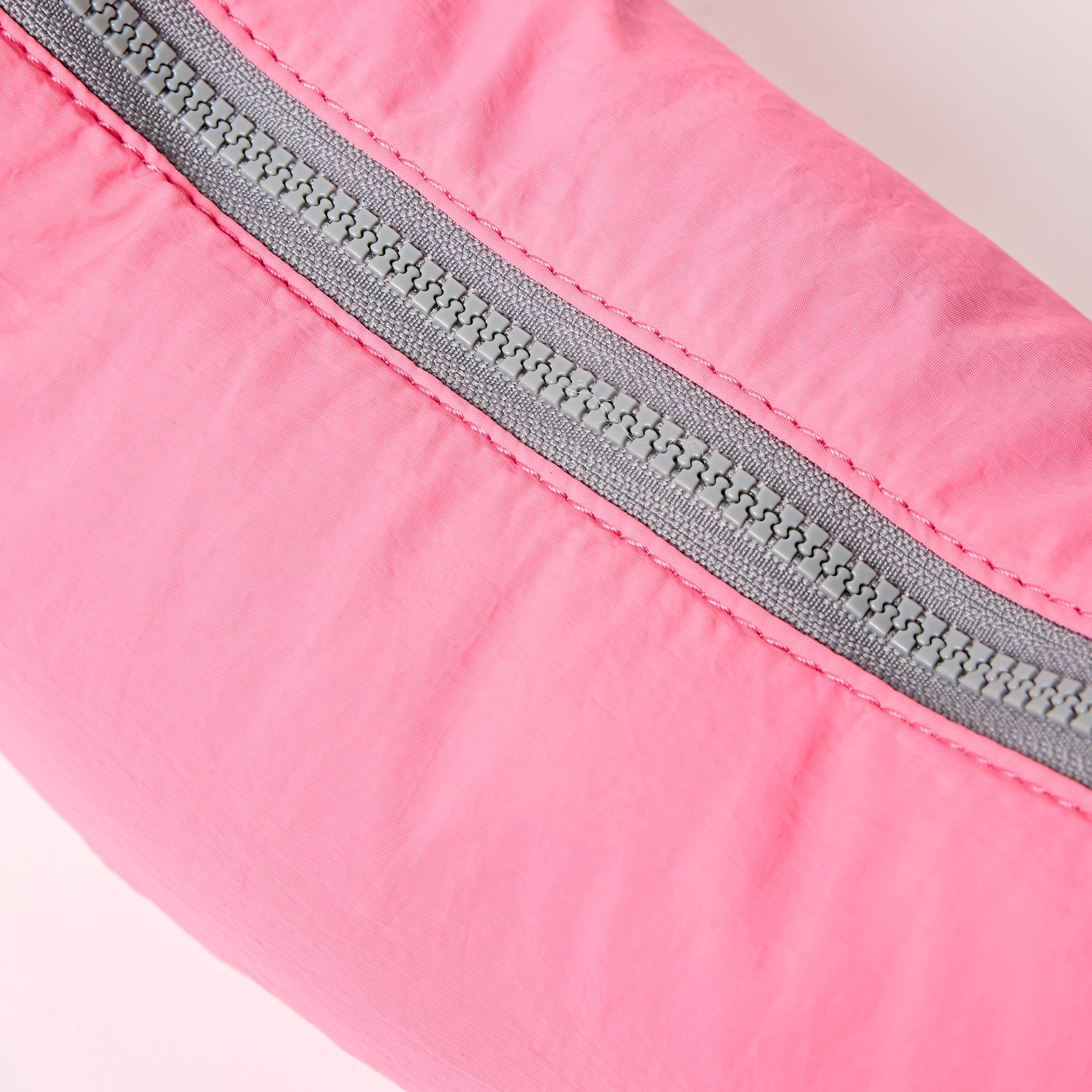 ROKA London - Farringdon S halvmåneväska #Färg_Pink_Lemonade