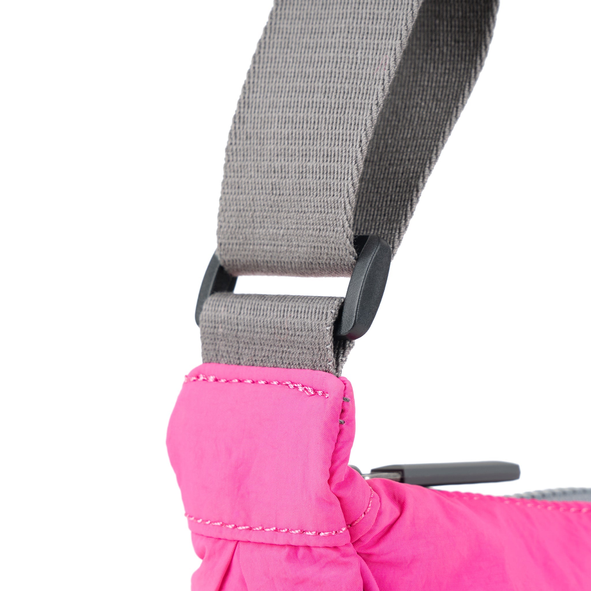 ROKA London - Farringdon S halvmåneväska #Färg_Hot_Pink