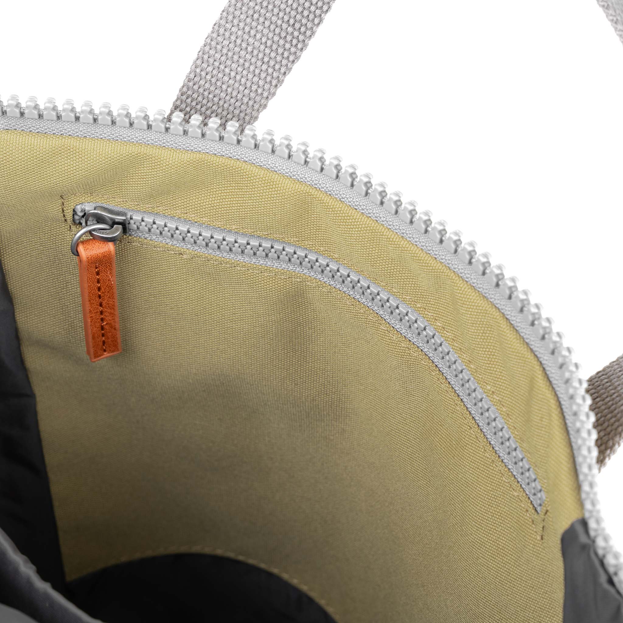 ROKA London - Finchley M ryggsäck #Färg_Khaki