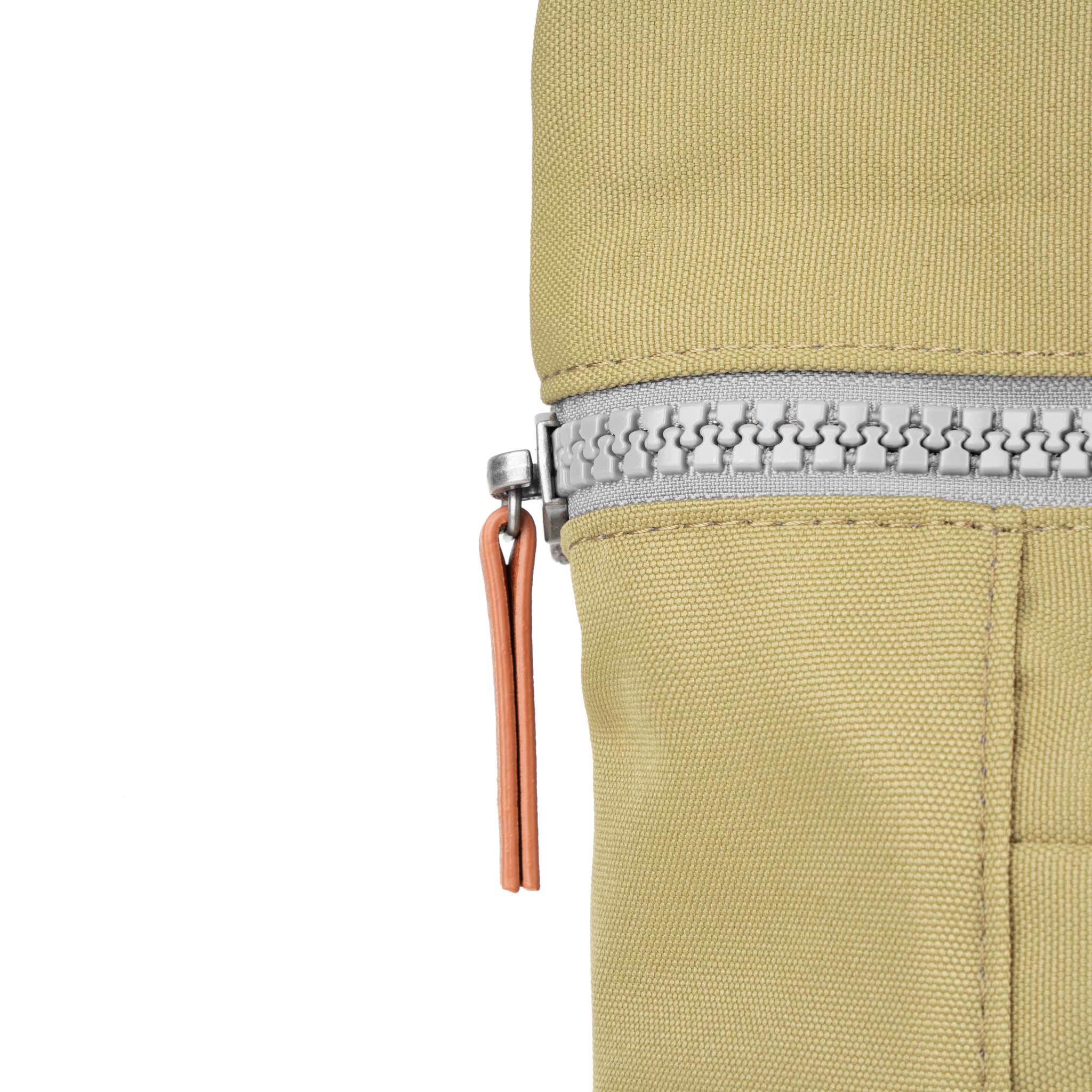 ROKA London - Finchley M ryggsäck #Färg_Khaki