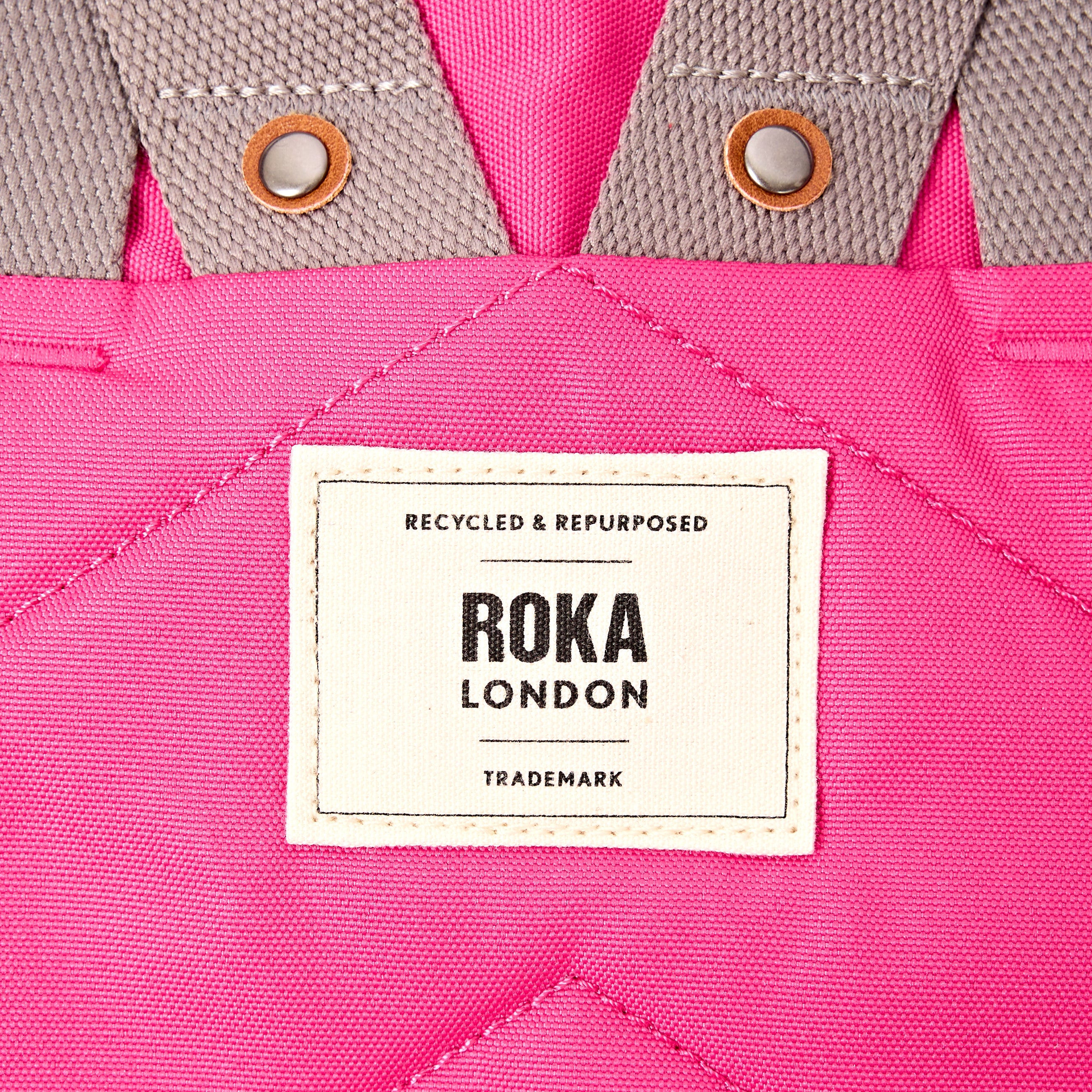 ROKA London - Finchley M ryggsäck #Färg_Granita_Red
