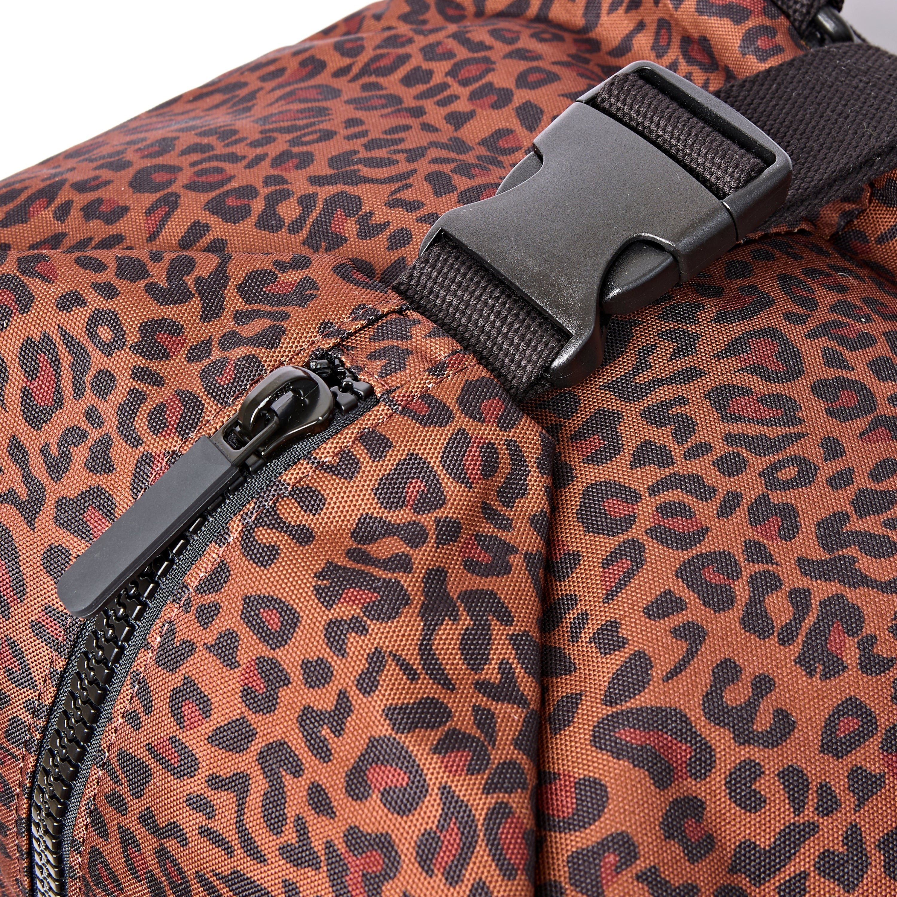 ROKA London - Heathrow L duffelväska-ryggsäck #Färg_Corn_Mini_Leopard