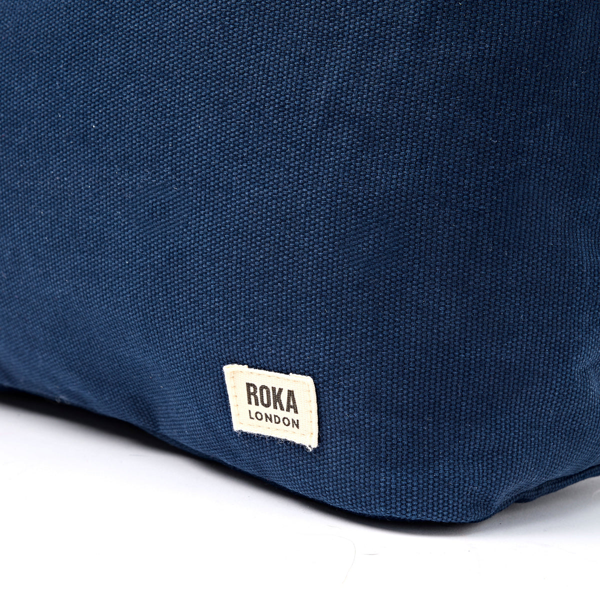 ROKA London - Hoxton L axelväska #Färg_Admiral