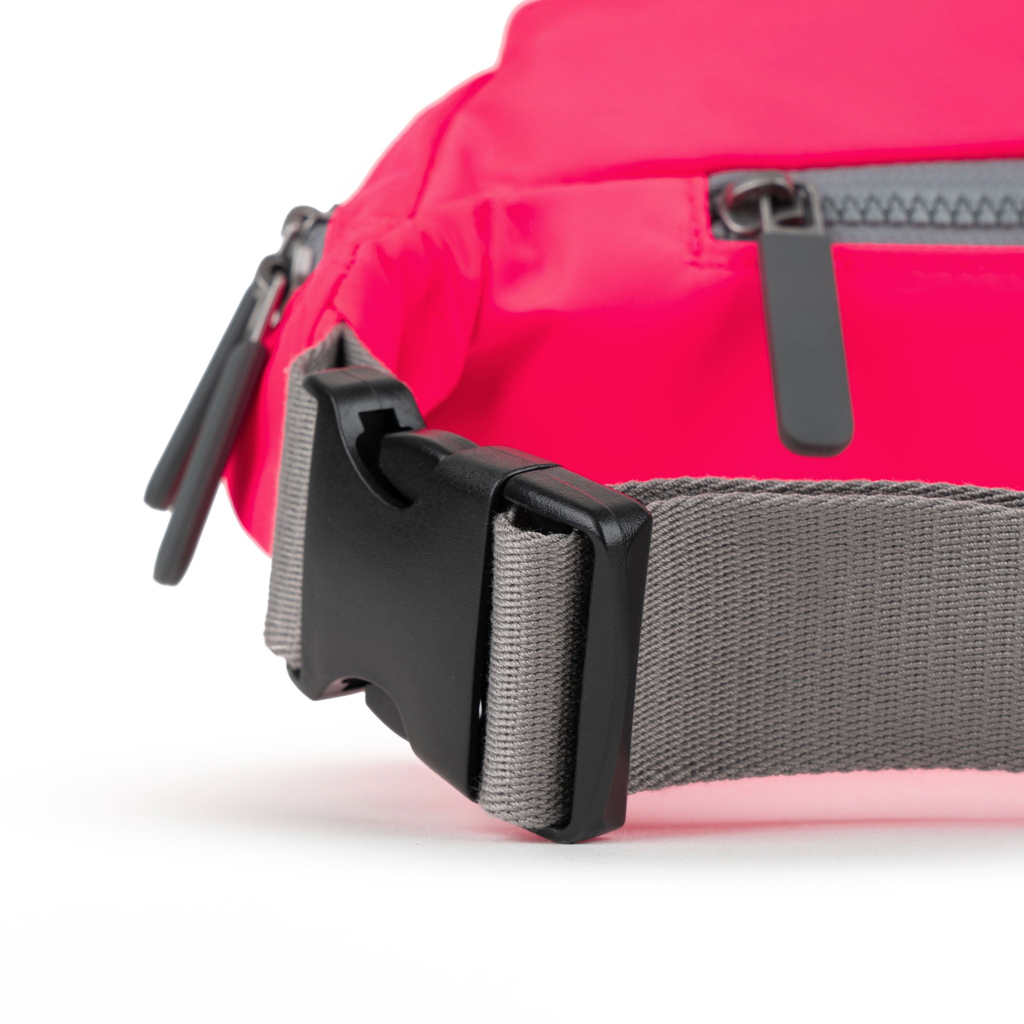 ROKA London - Jubilee M midjeväska #Färg_Raspberry_Neon